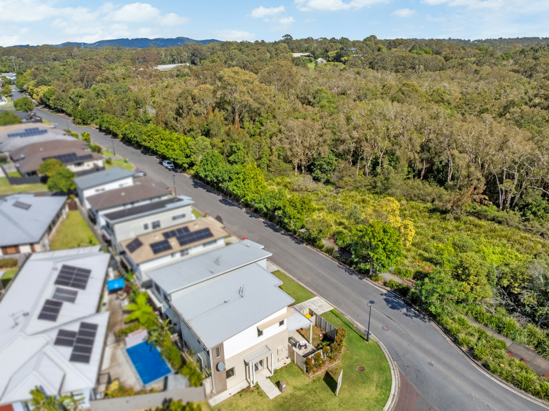 52 Cardwell Circuit — photo 12 of 15