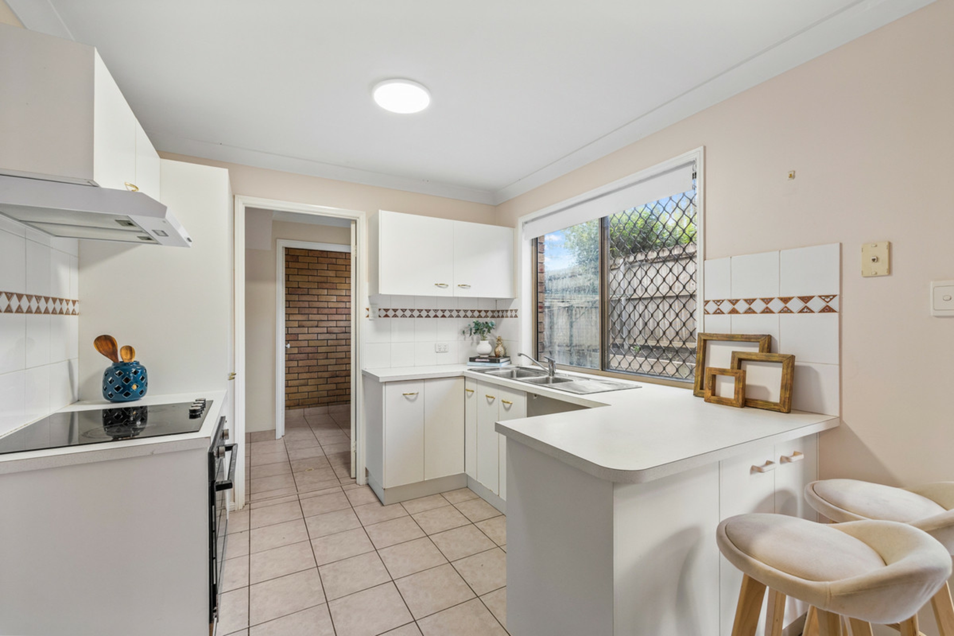 17/107 Killarney Crescent — photo 5 of 18