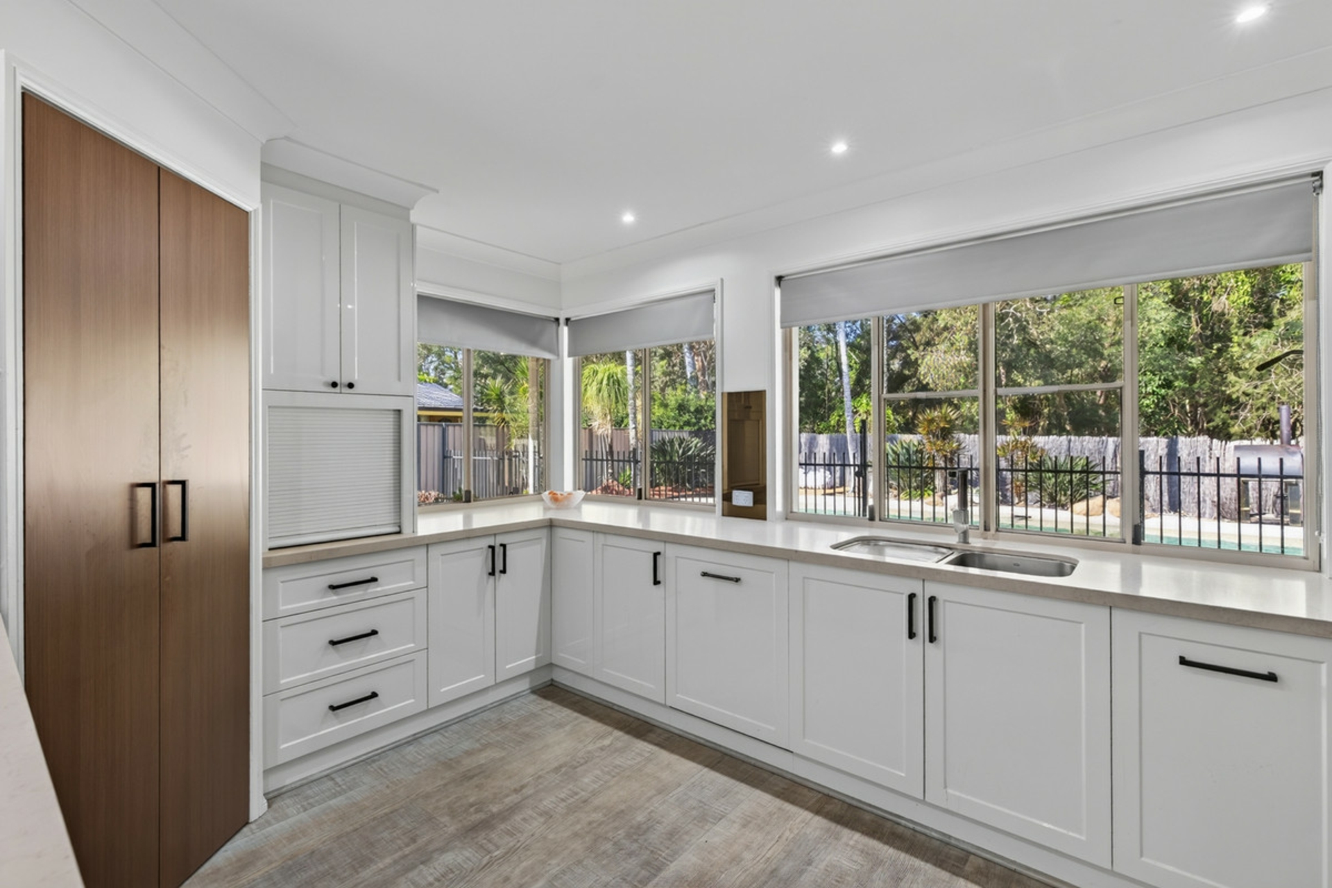 7 Grosvenor Court — photo 4 of 30