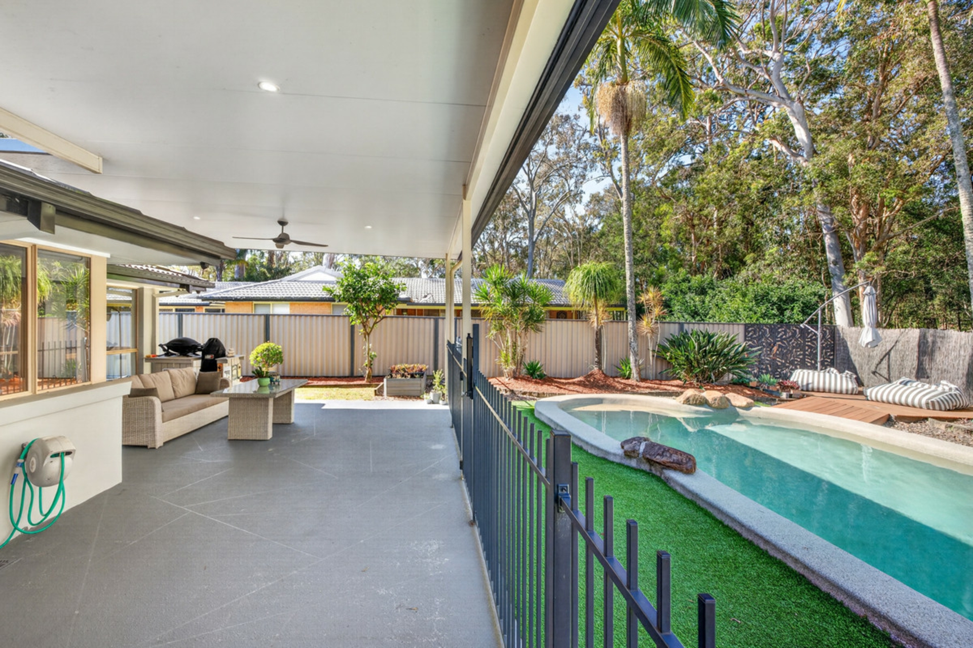 7 Grosvenor Court — photo 21 of 30