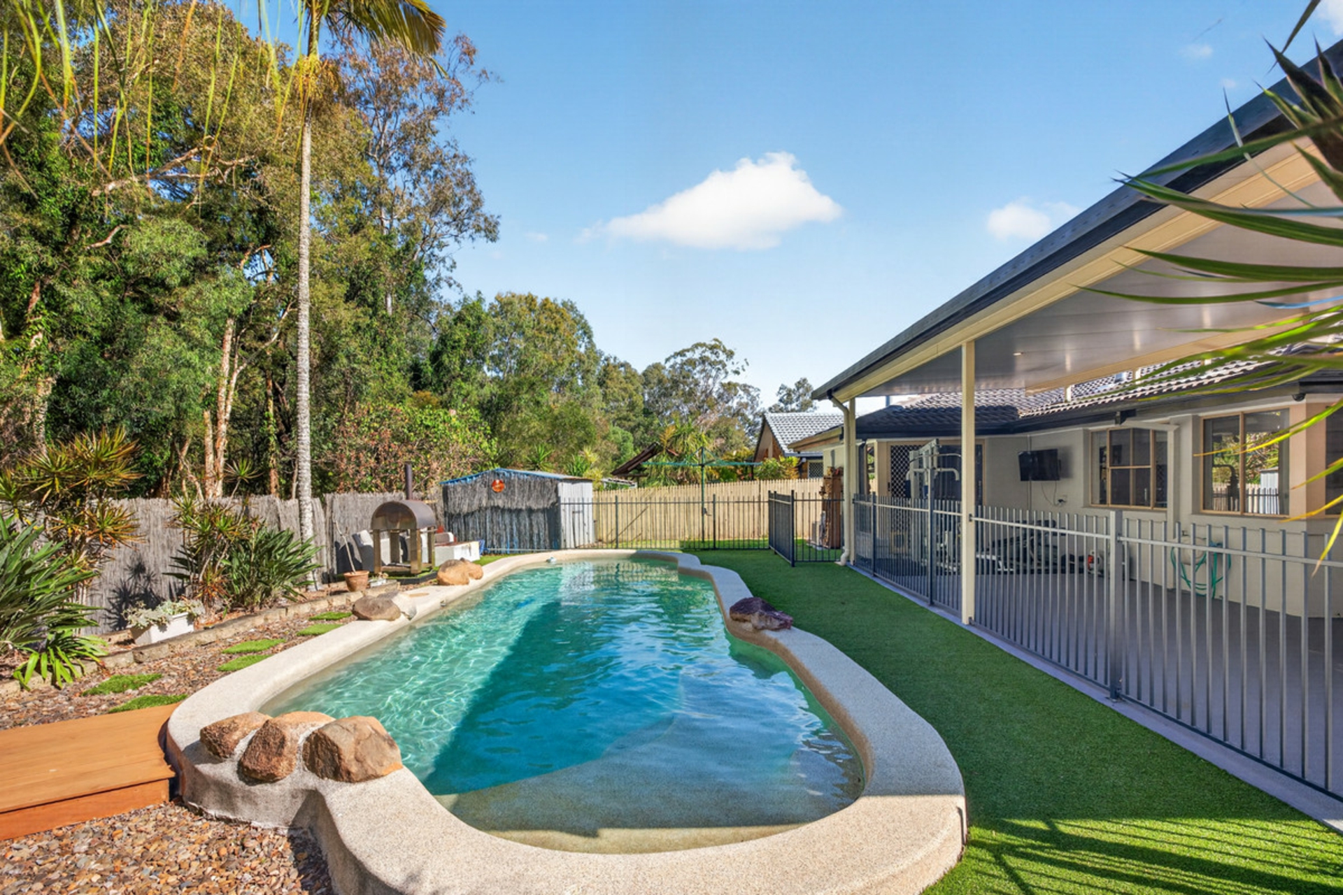 7 Grosvenor Court — photo 22 of 30