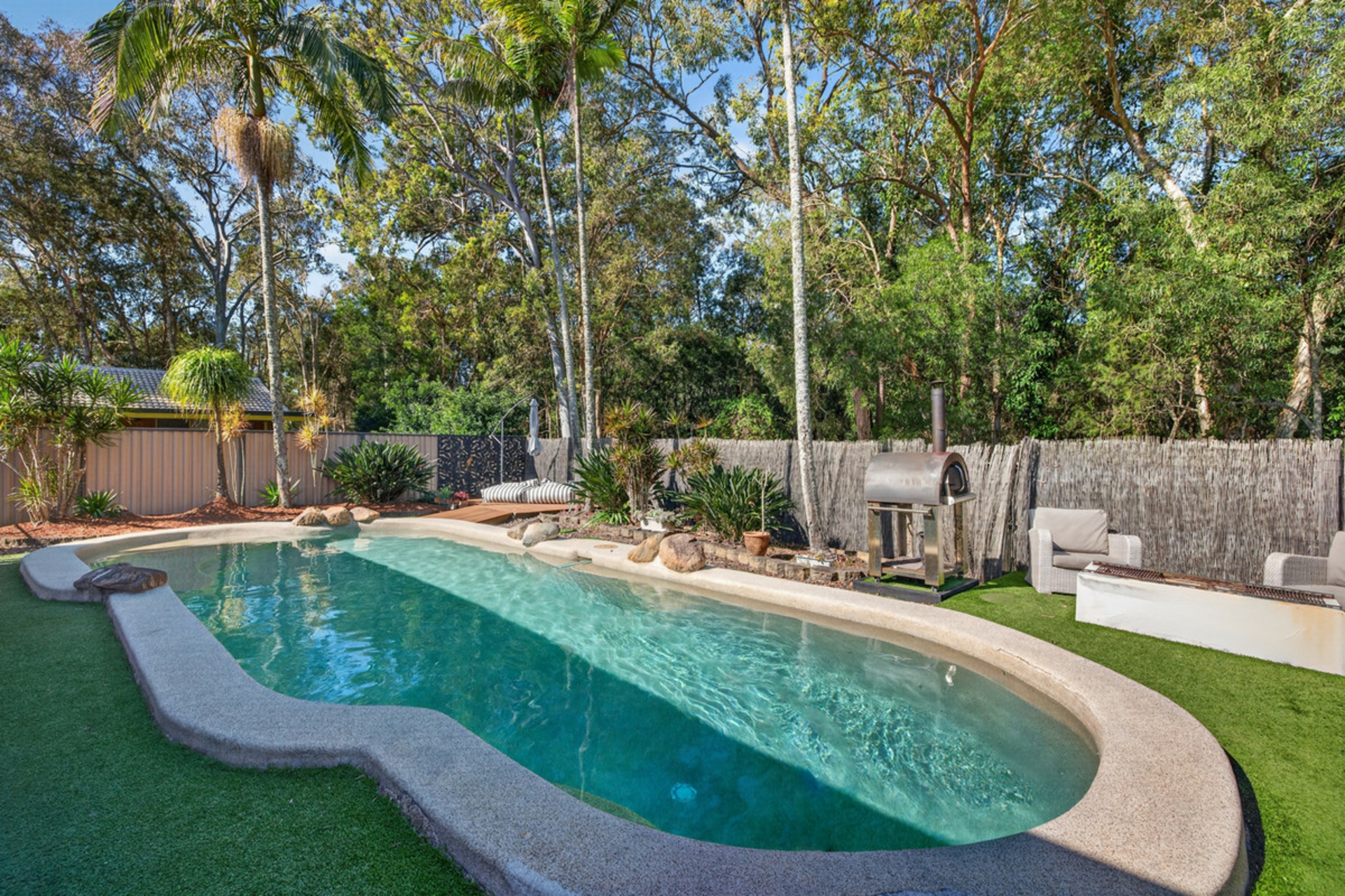 7 Grosvenor Court — photo 25 of 30