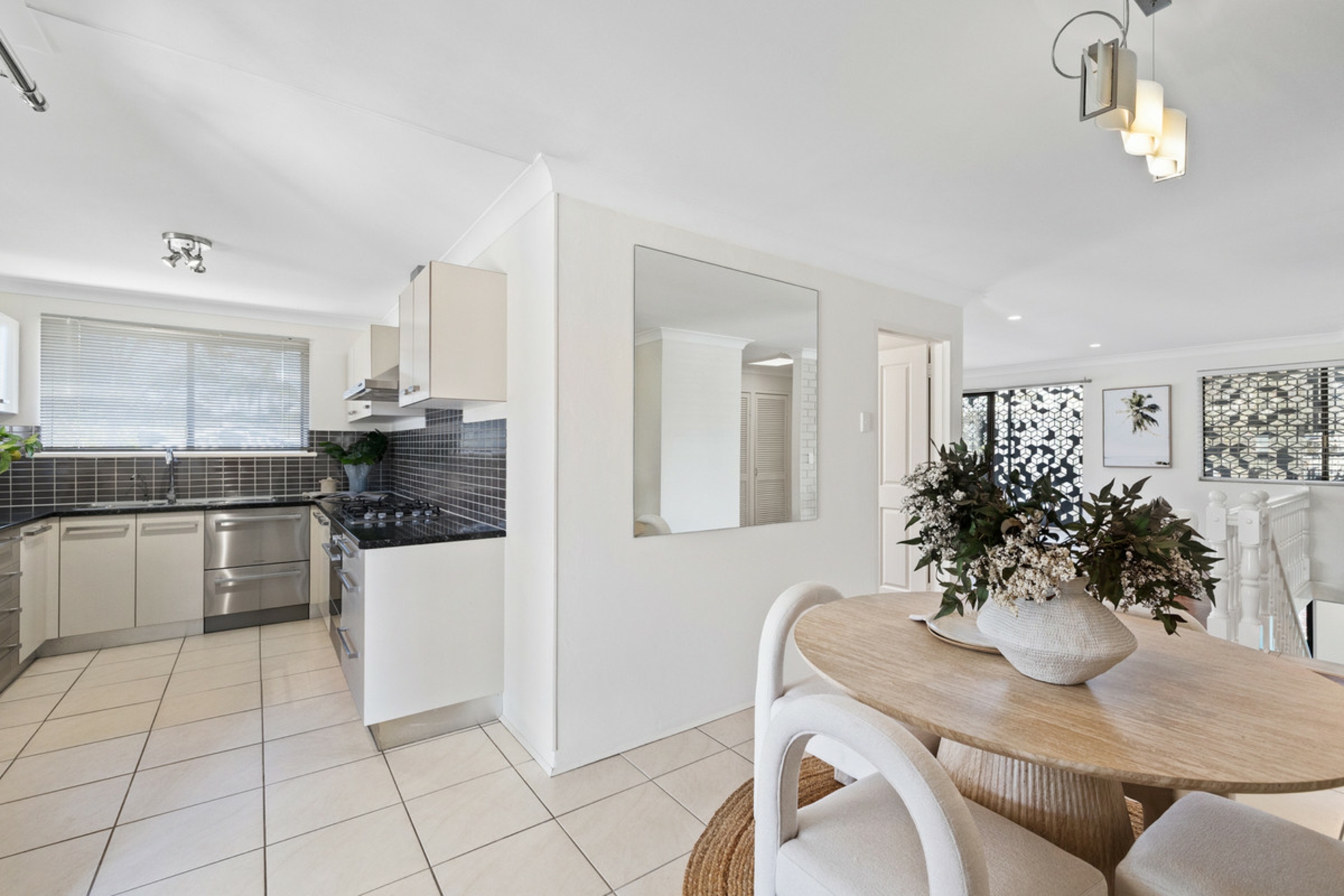 42 Cavell Street — photo 15 of 30