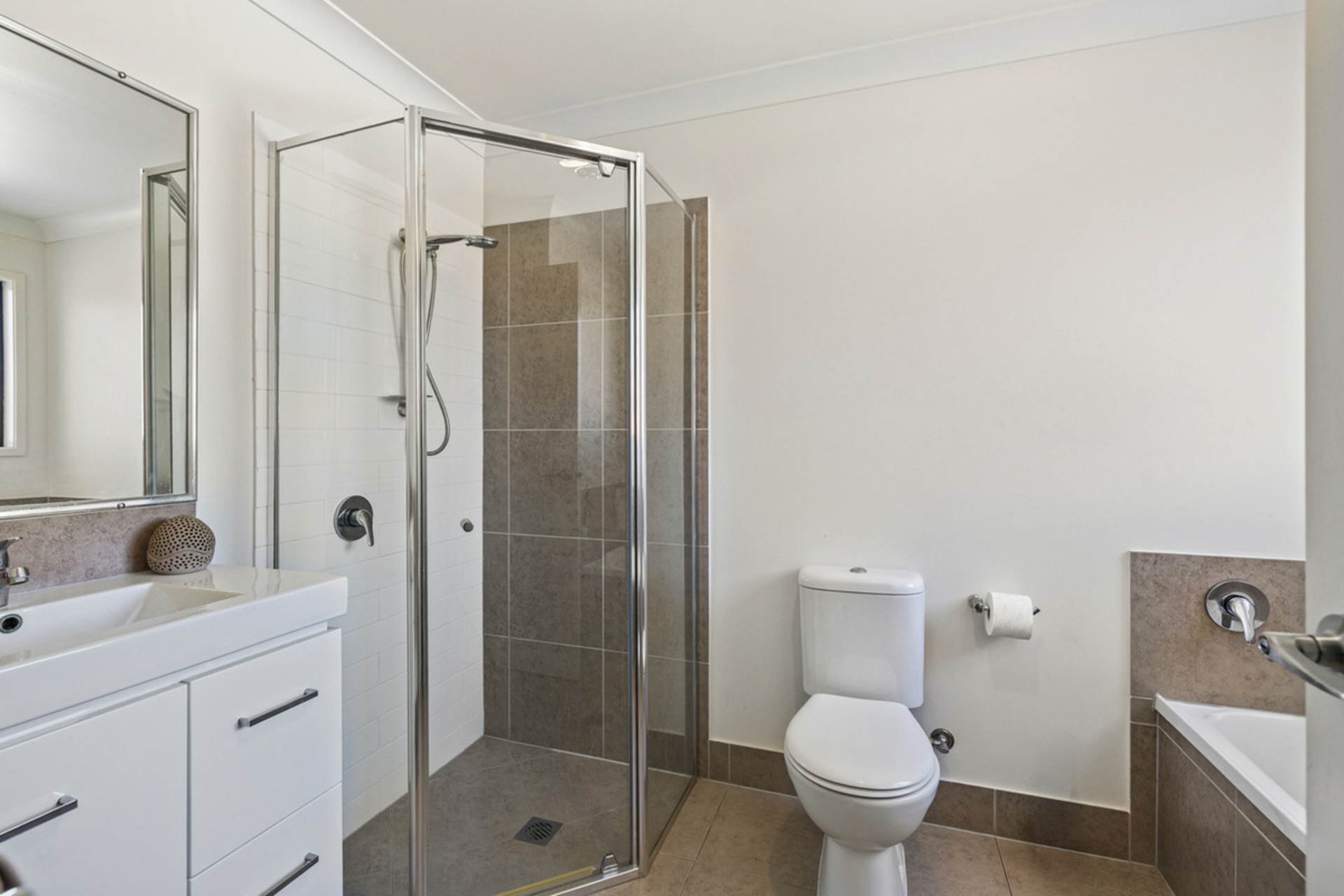 34/3 Grange Court — photo 10 of 18