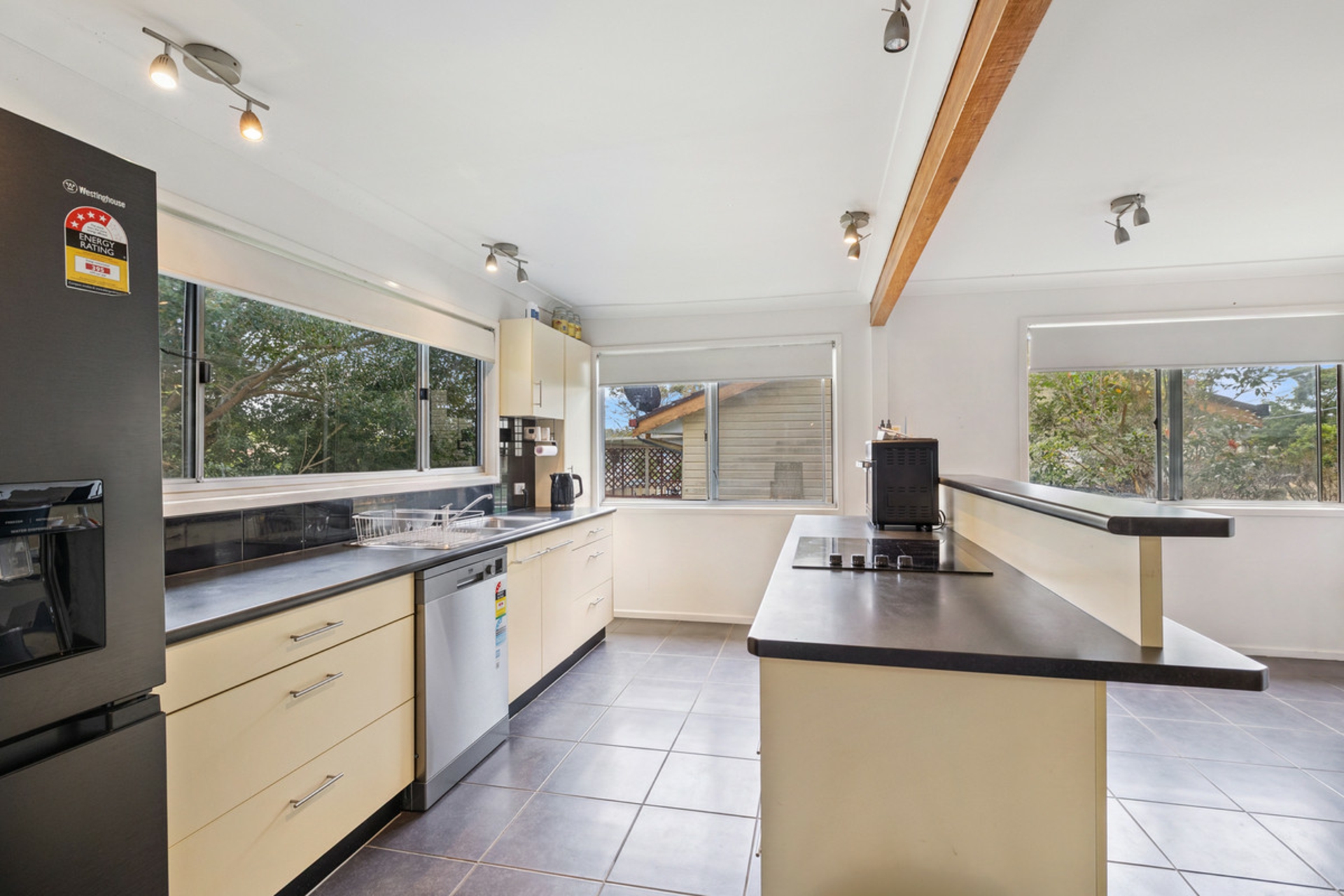 14 Consort Street — photo 4 of 19