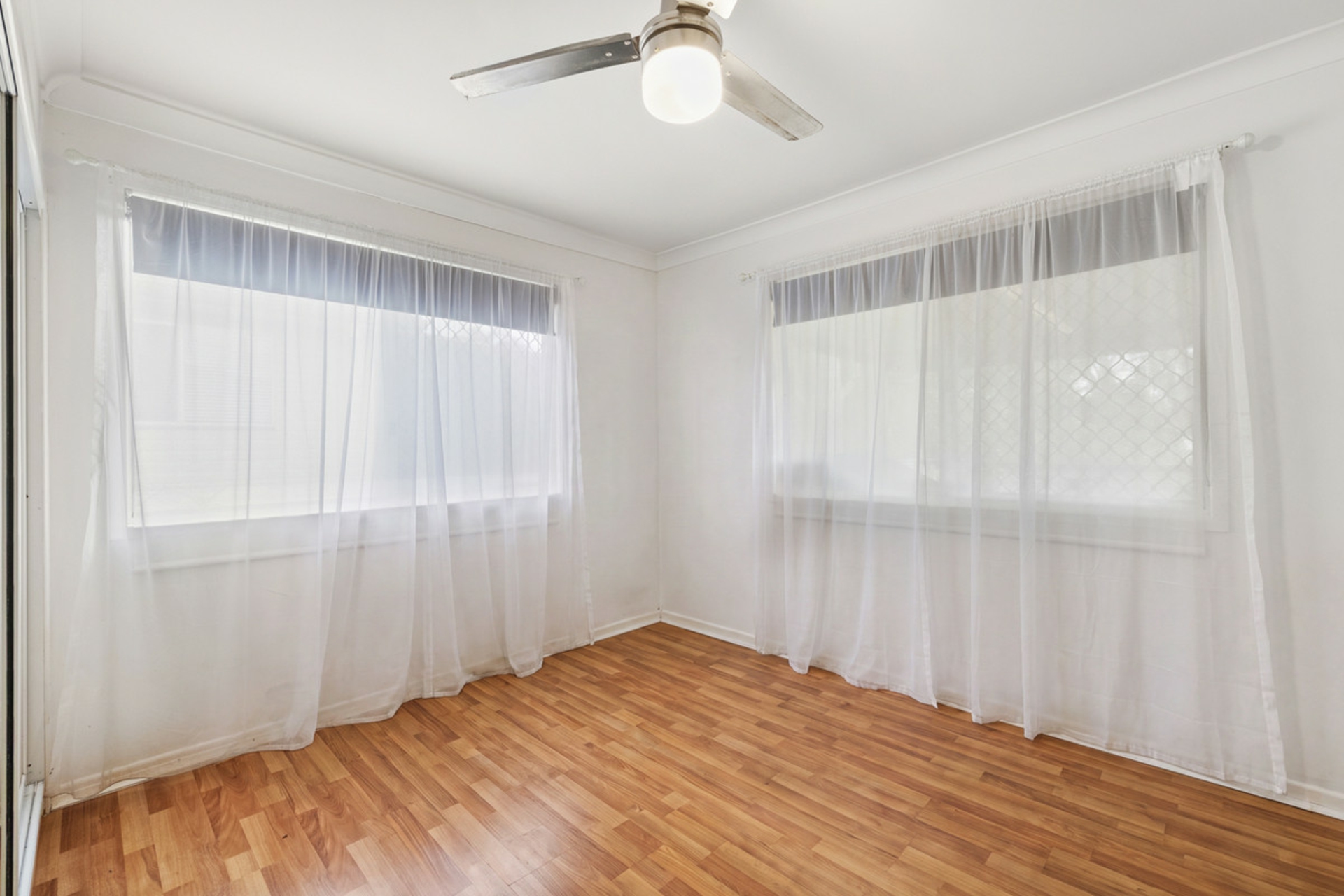 14 Consort Street — photo 10 of 19