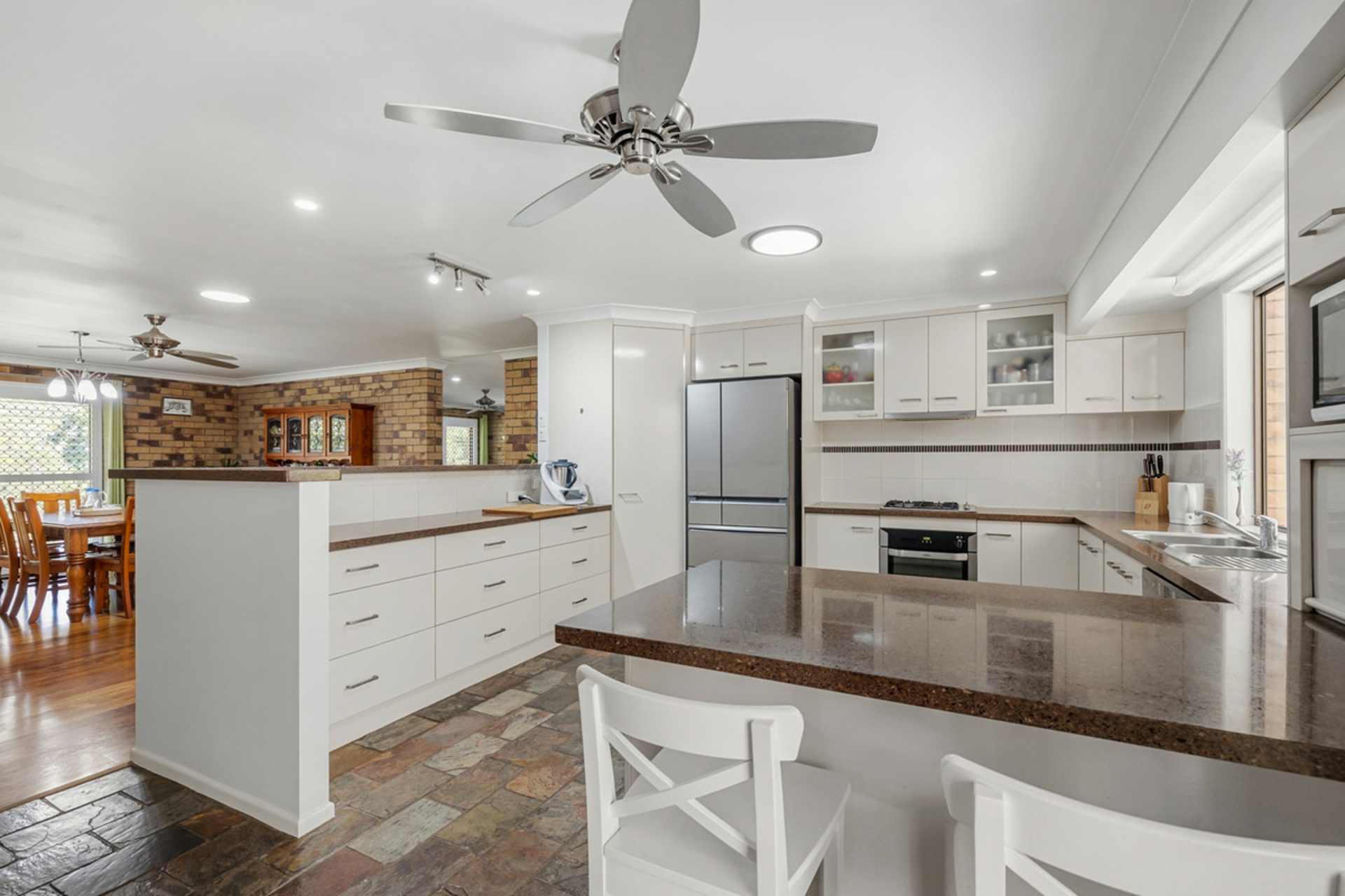 2 Satinash Court — photo 4 of 26