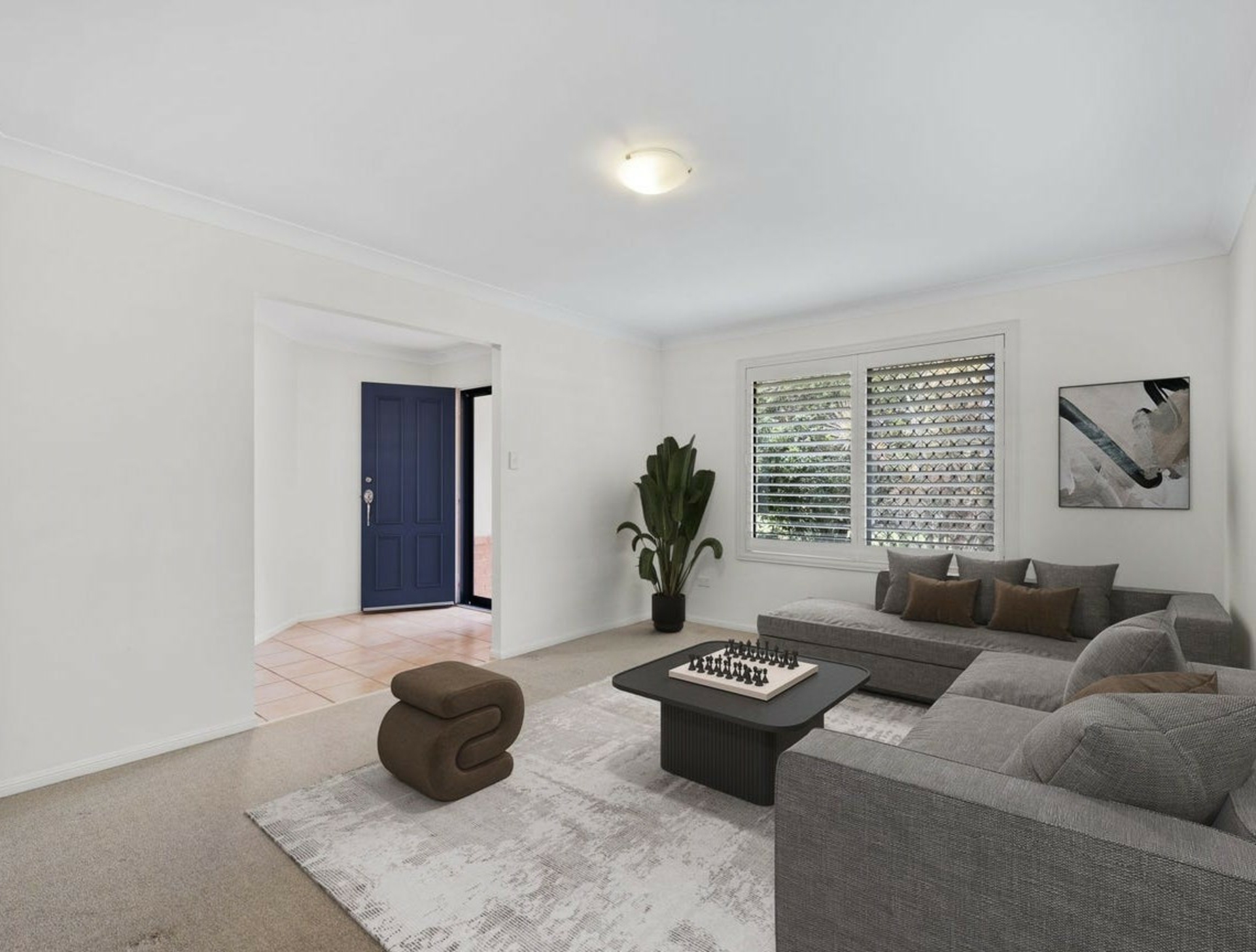 13 Kerry Close — photo 3 of 14