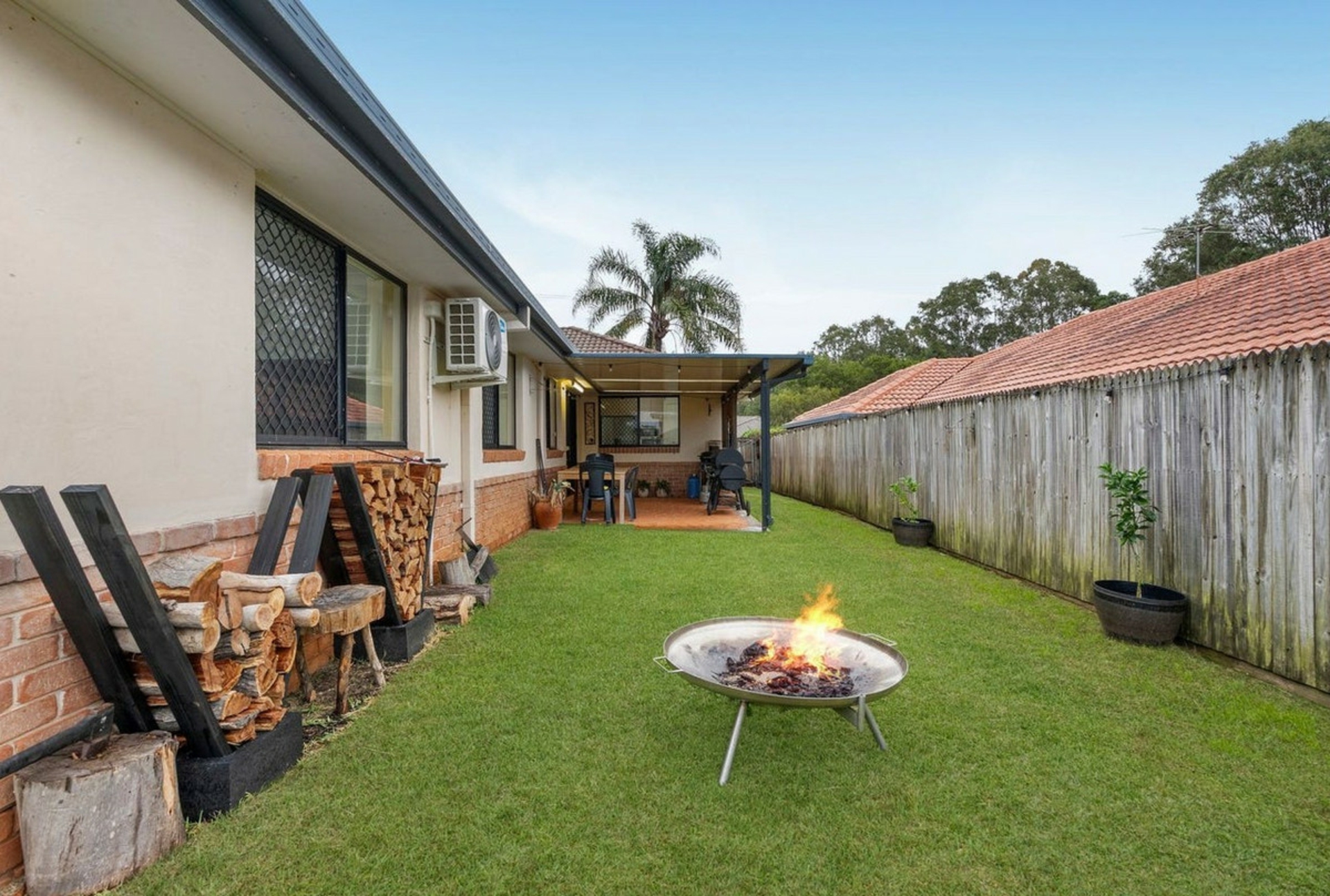 13 Kerry Close — photo 11 of 14