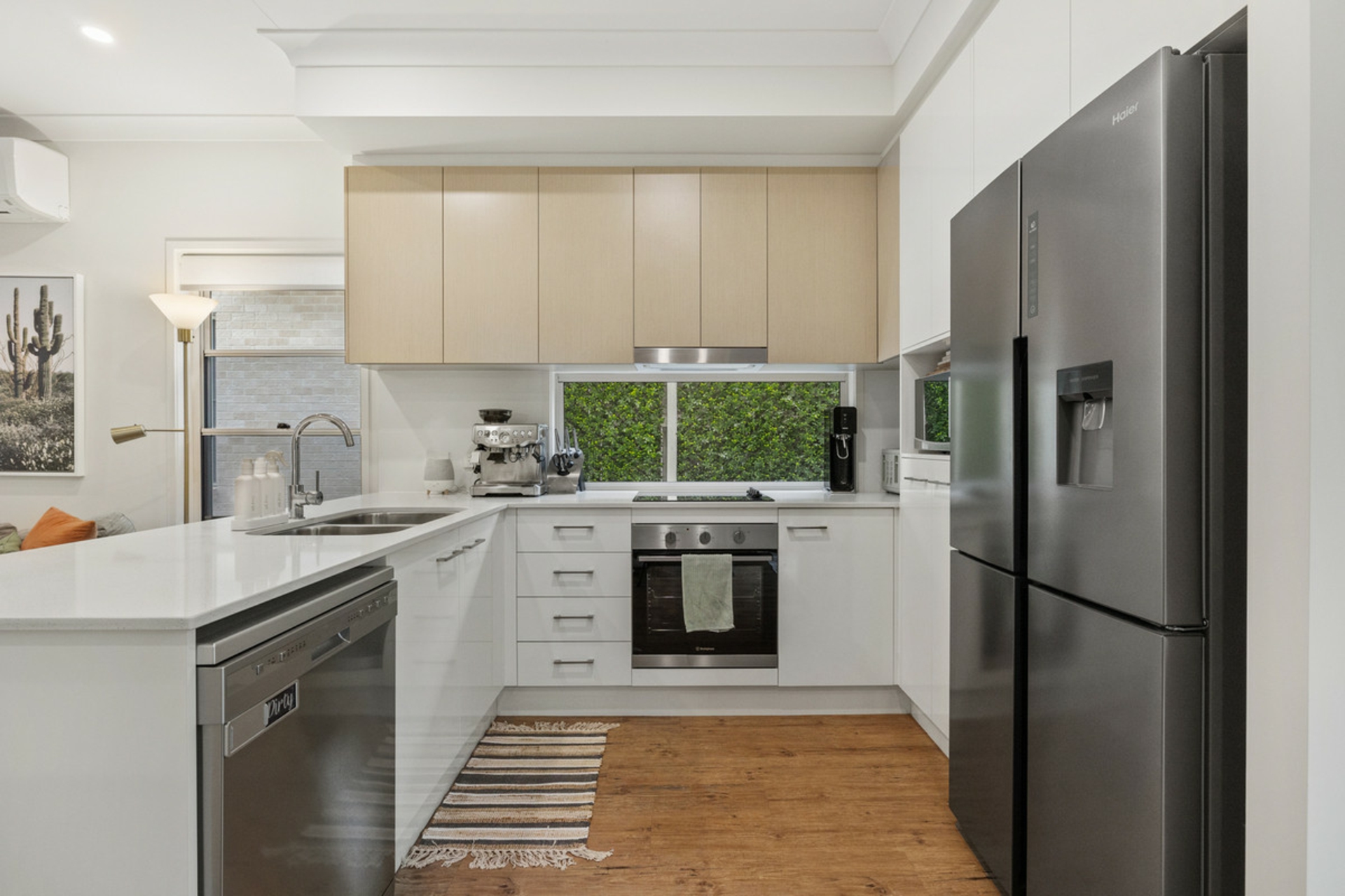 6/5-9 Victor Street — photo 4 of 19