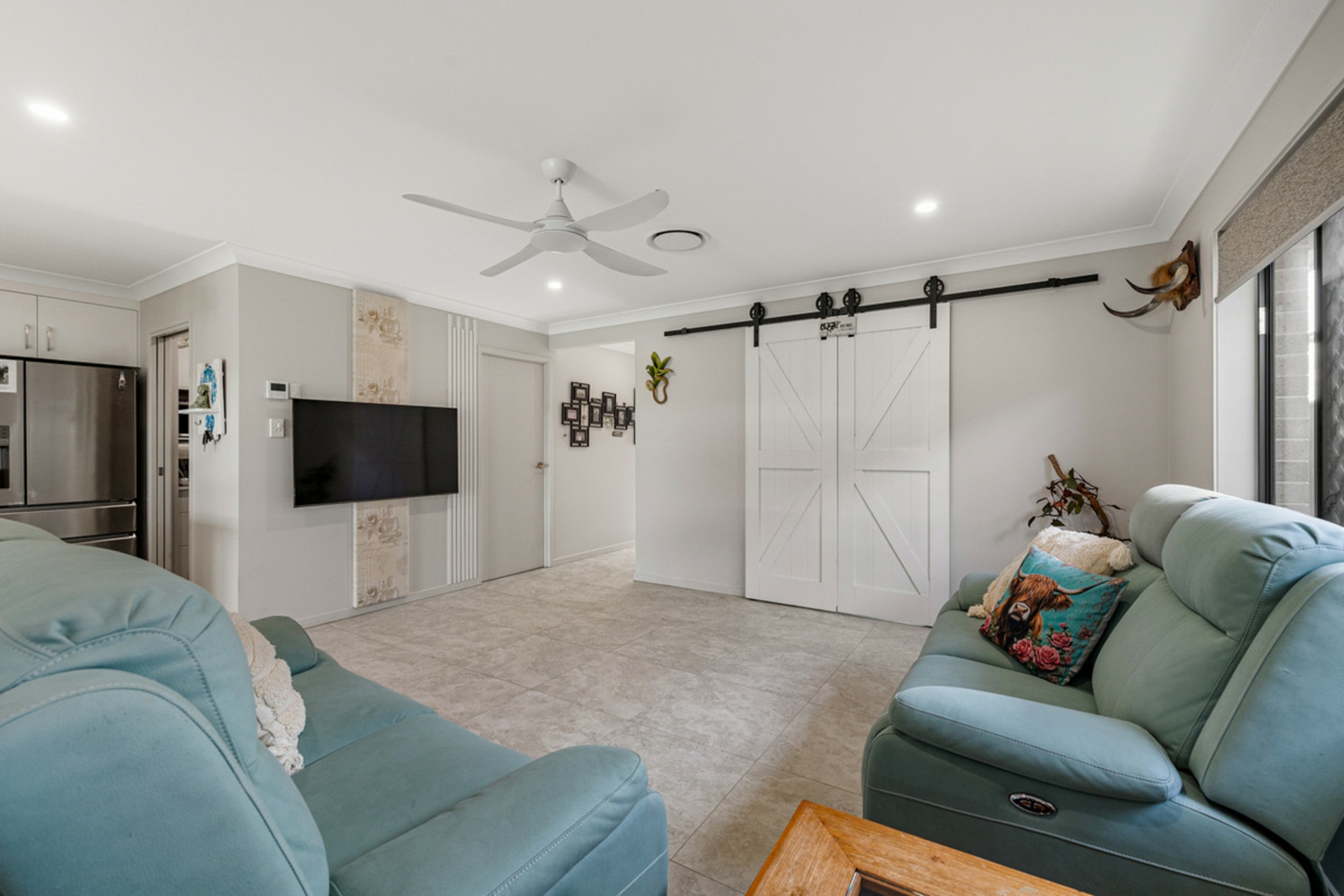 13 Oates Crescent — photo 6 of 20