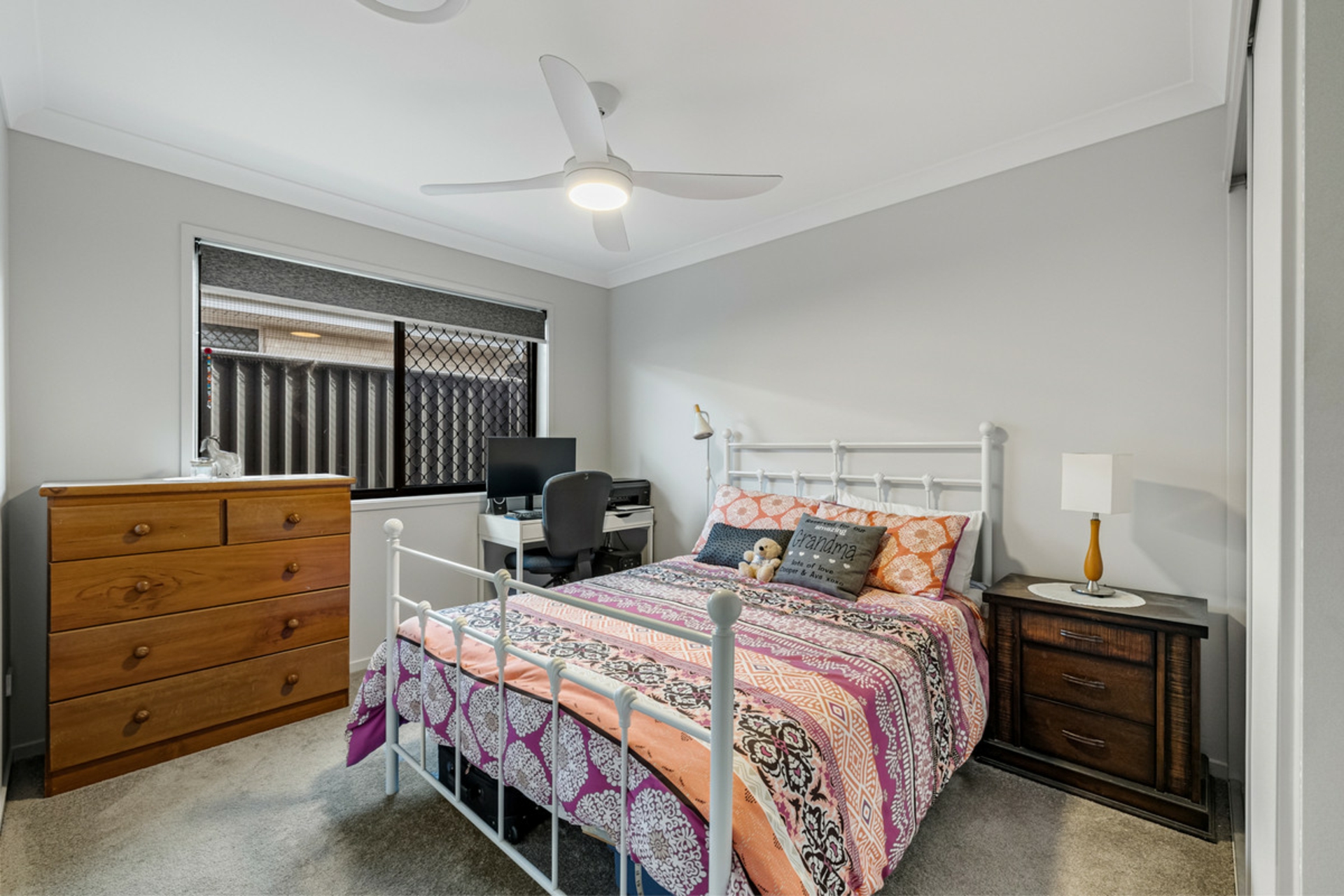 13 Oates Crescent — photo 12 of 20