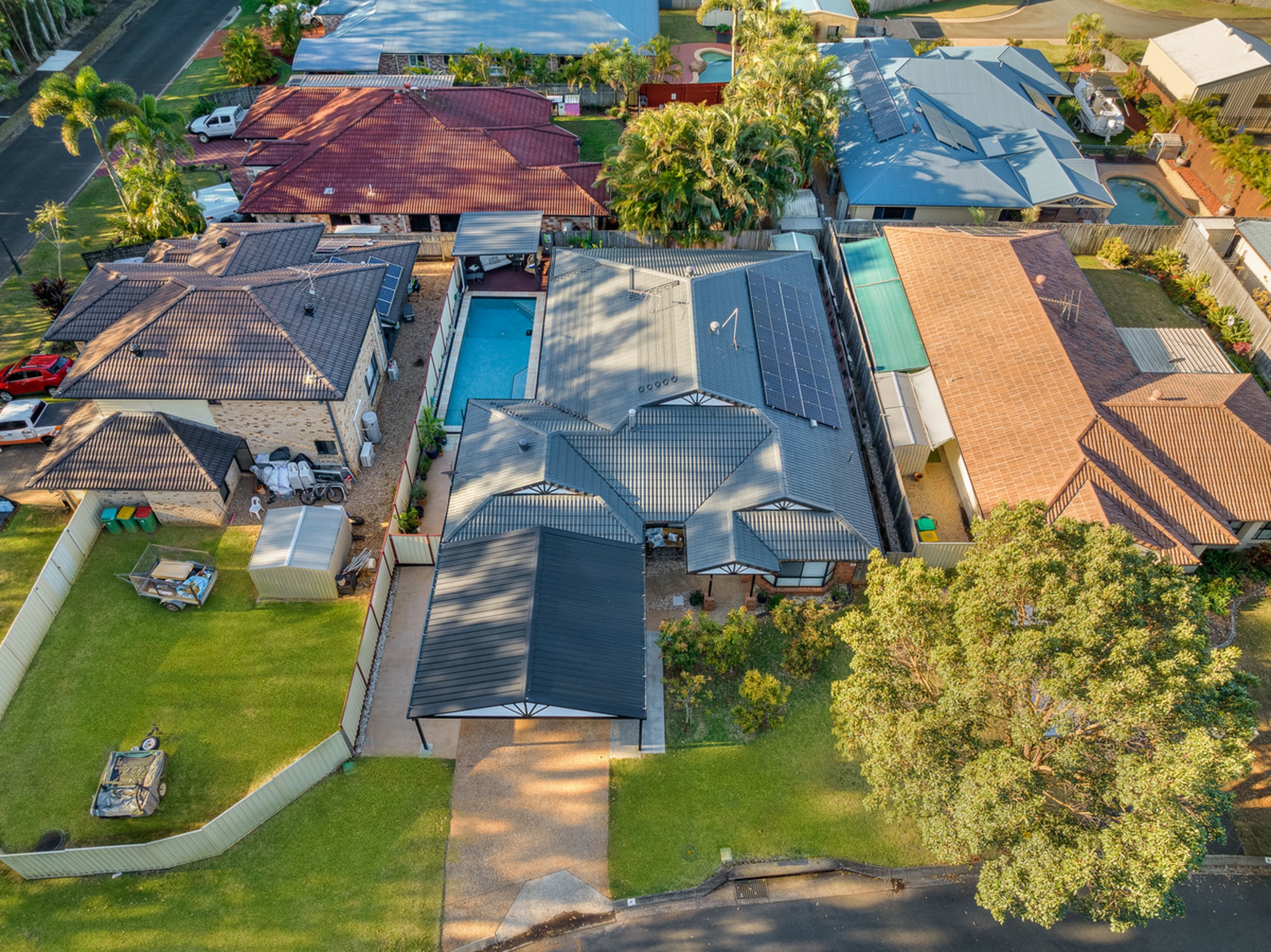 4 Seaholly Crescent — photo from LJ Hooker Property Centre