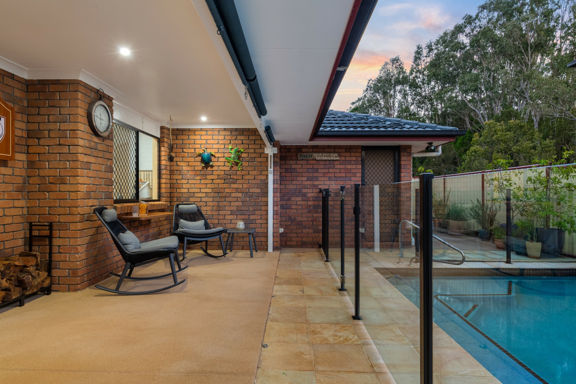 4 Seaholly Crescent — photo 14 of 29