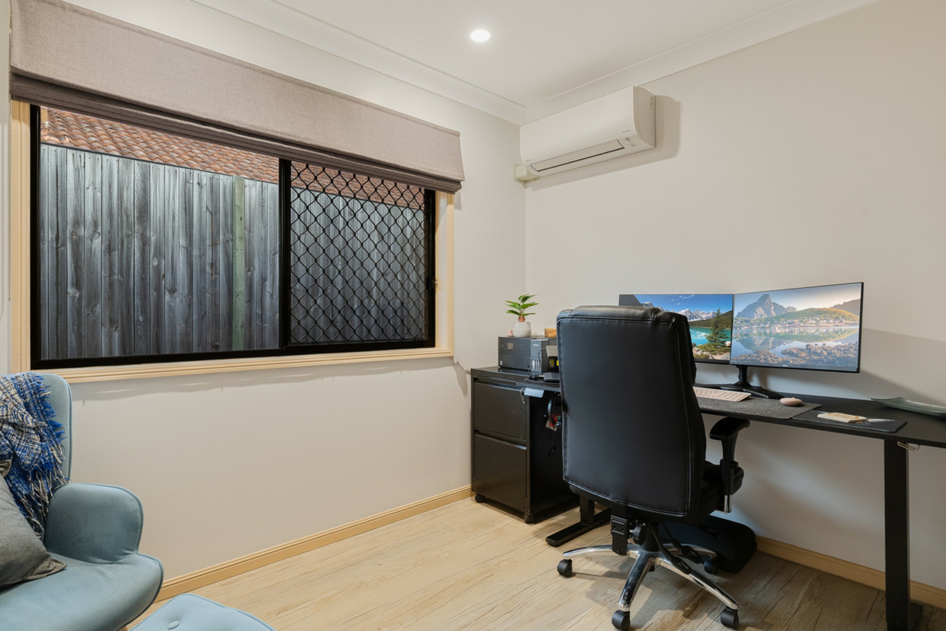 4 Seaholly Crescent — photo 23 of 29
