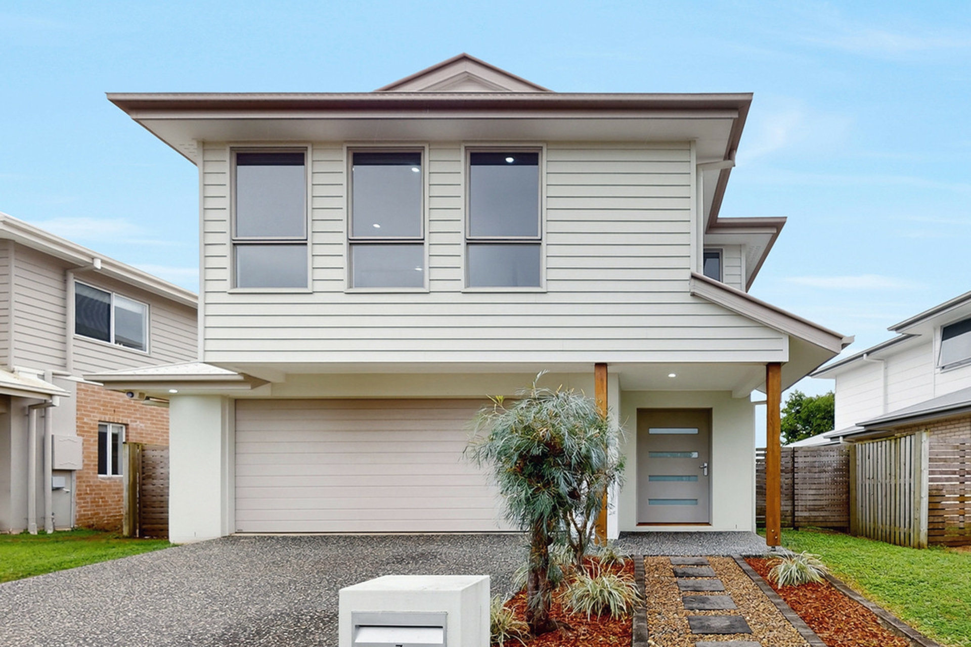 7 Arkwright Street — photo from LJ Hooker Property Centre