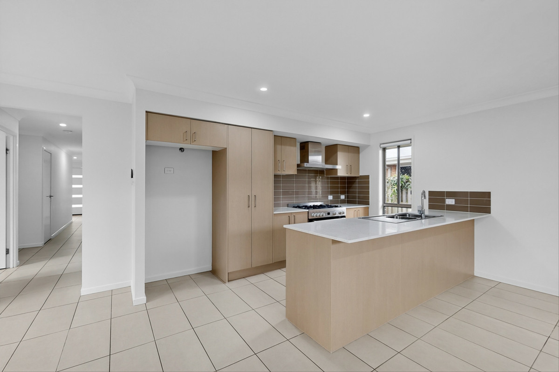 7 Arkwright Street — photo 2 of 17