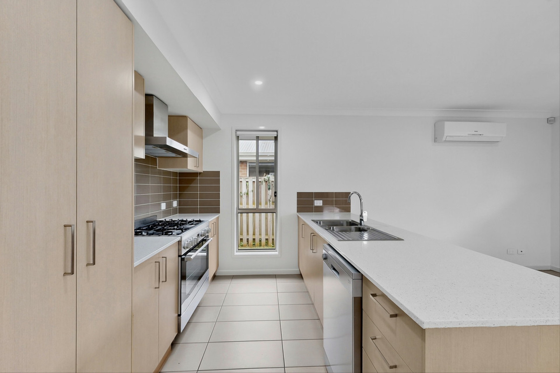 7 Arkwright Street — photo 3 of 17