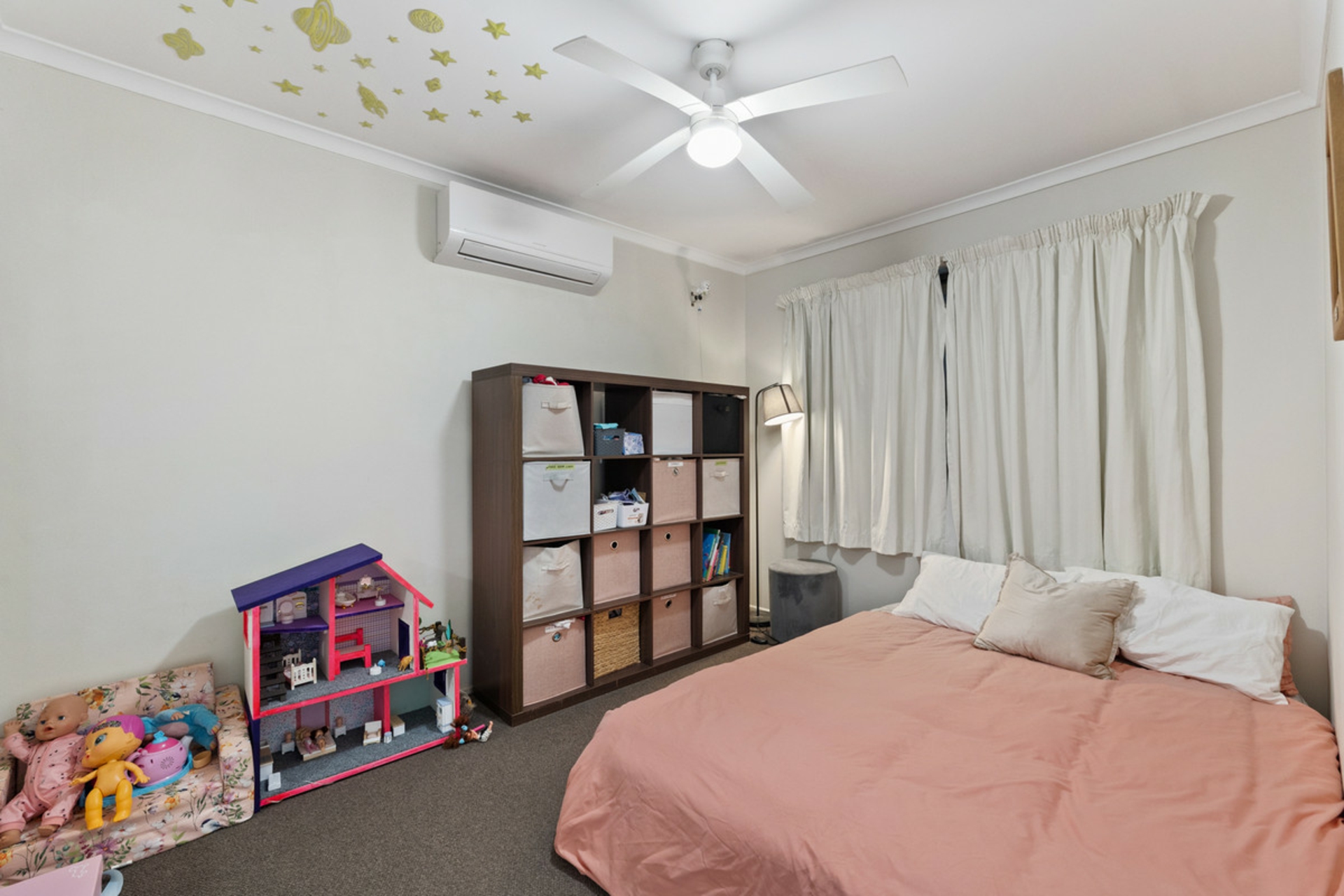 9 Earls Court — photo 11 of 20