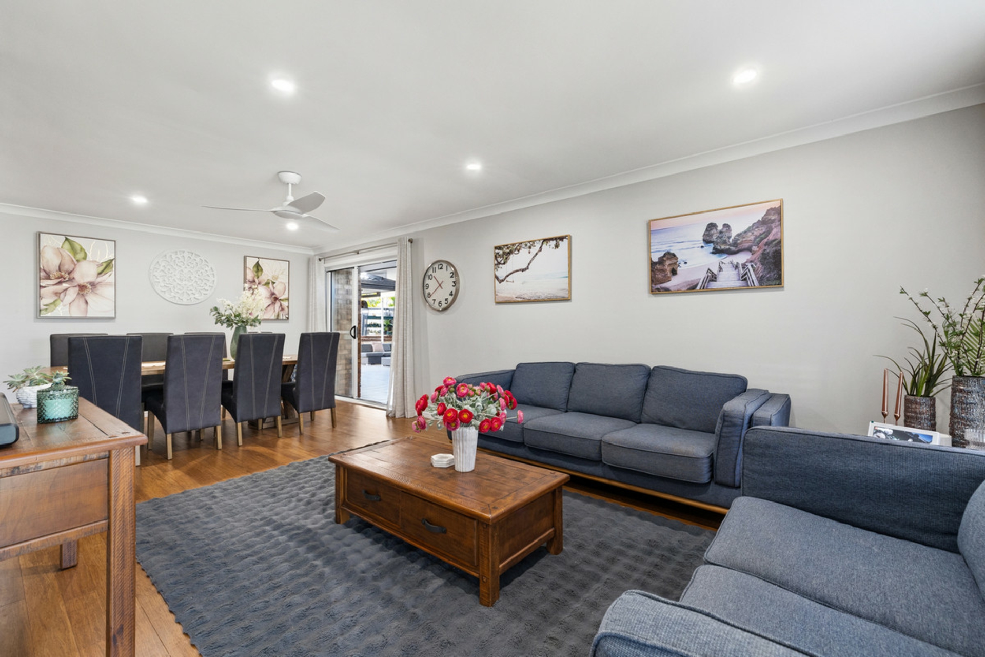 27 Trafalgar Drive — photo 3 of 27