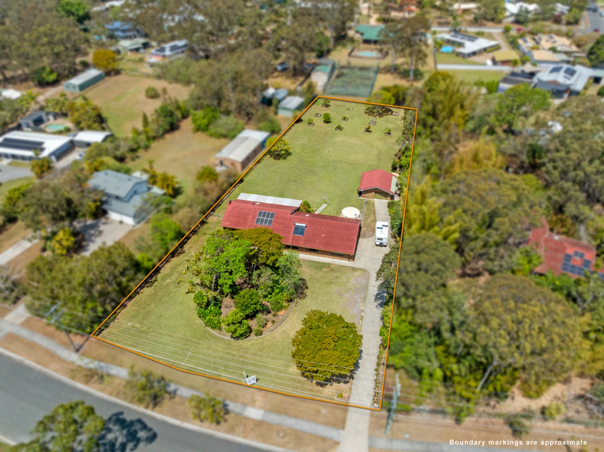 12 Saint James Road — photo from LJ Hooker Property Centre