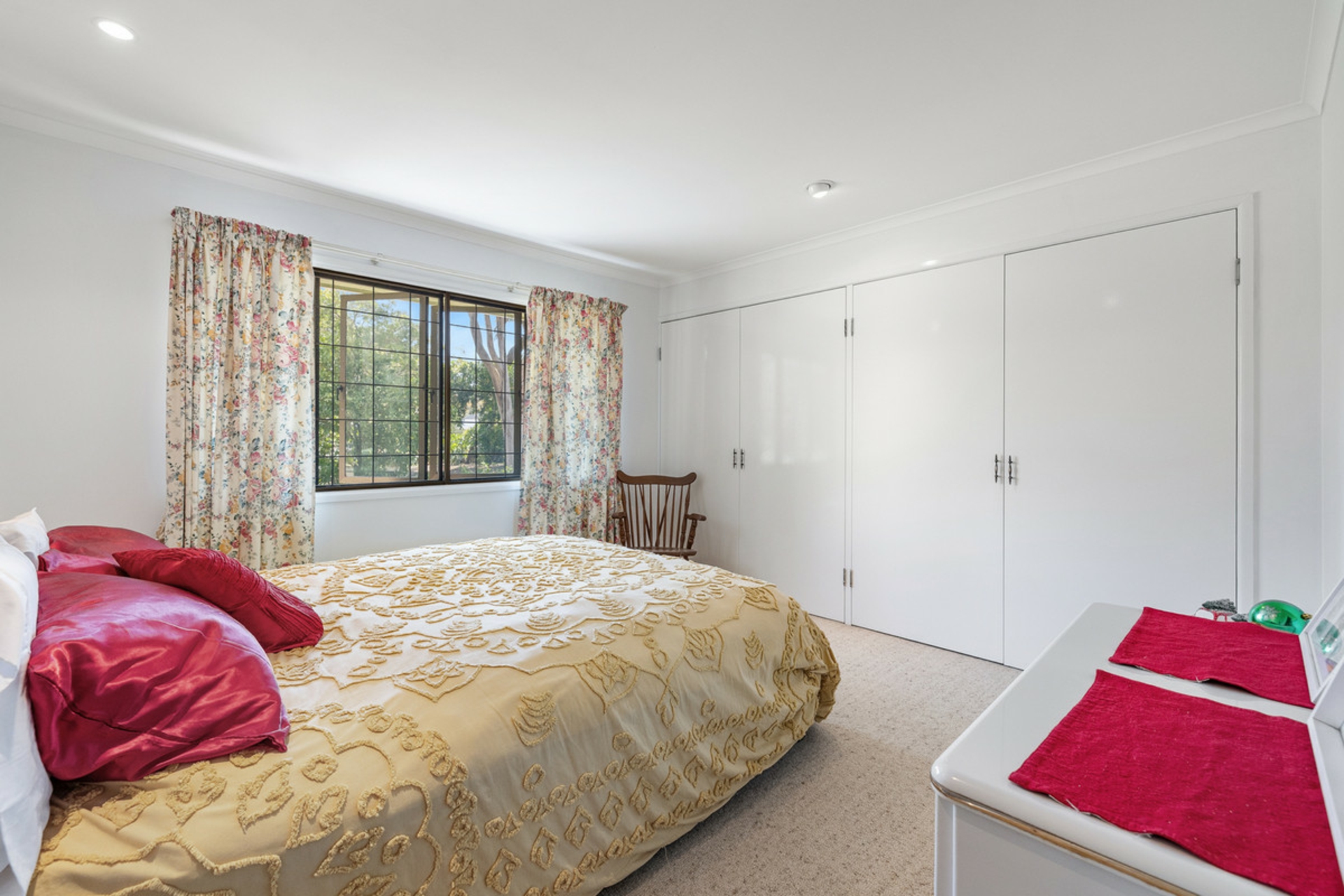 12 Saint James Road — photo 10 of 21