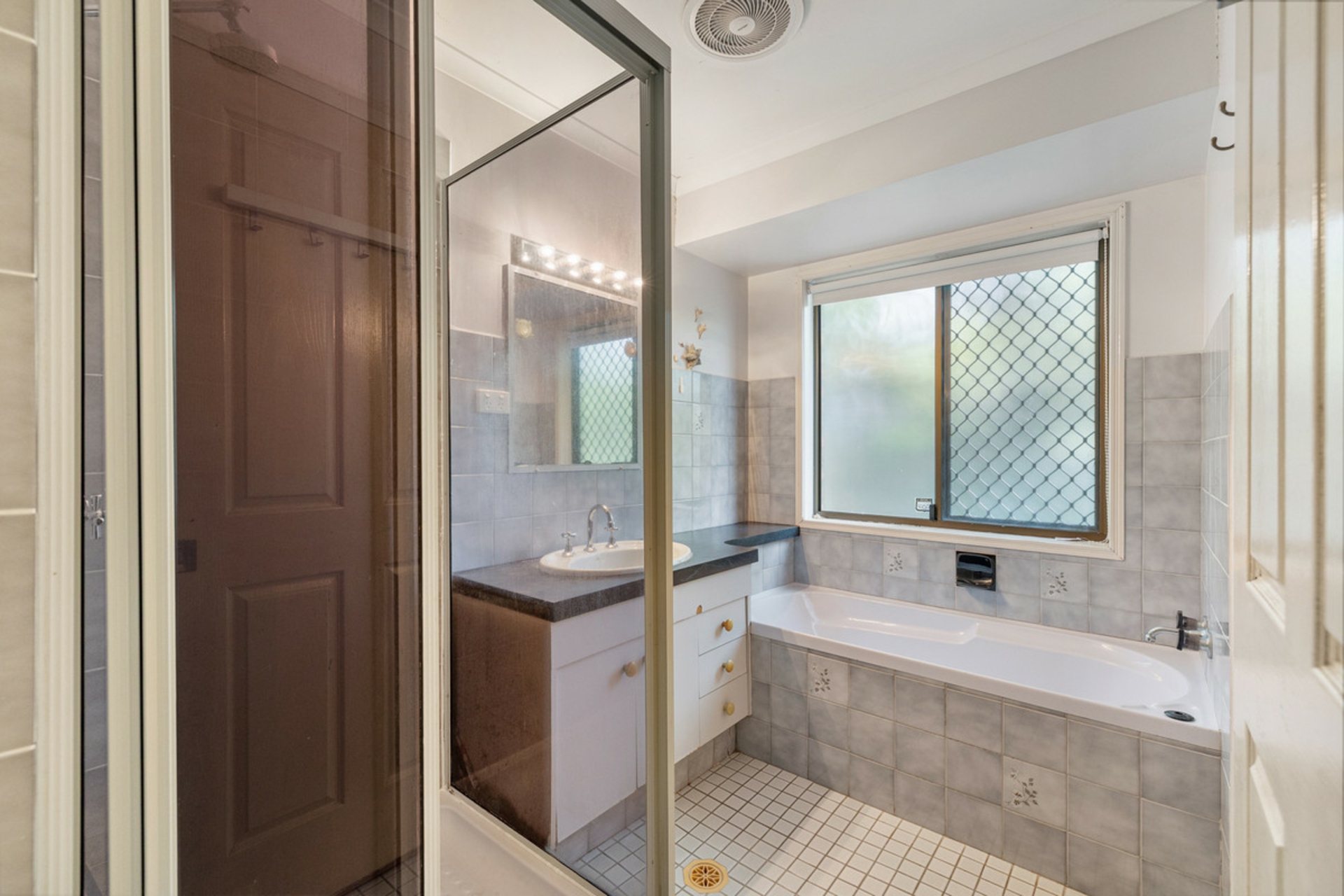 6 Candover Court — photo 15 of 25