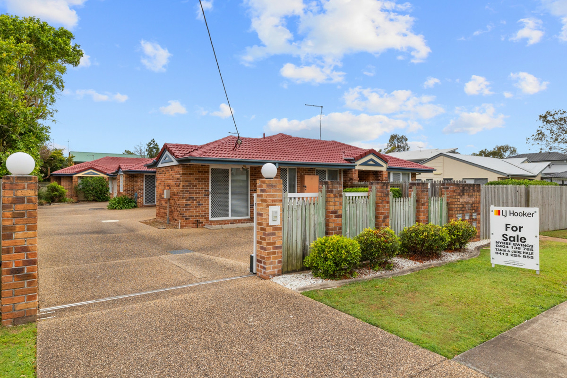 1/62 Queen Street — photo from LJ Hooker Property Centre