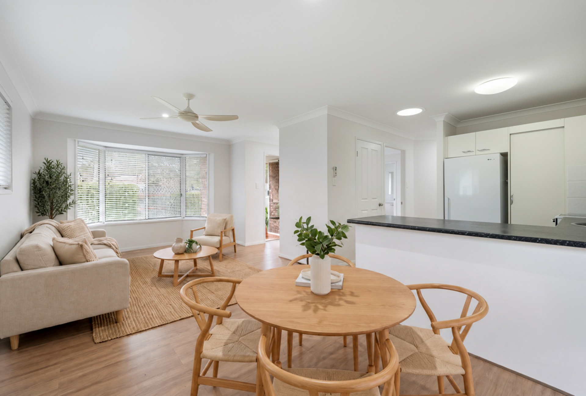 1/62 Queen Street — photo 4 of 14