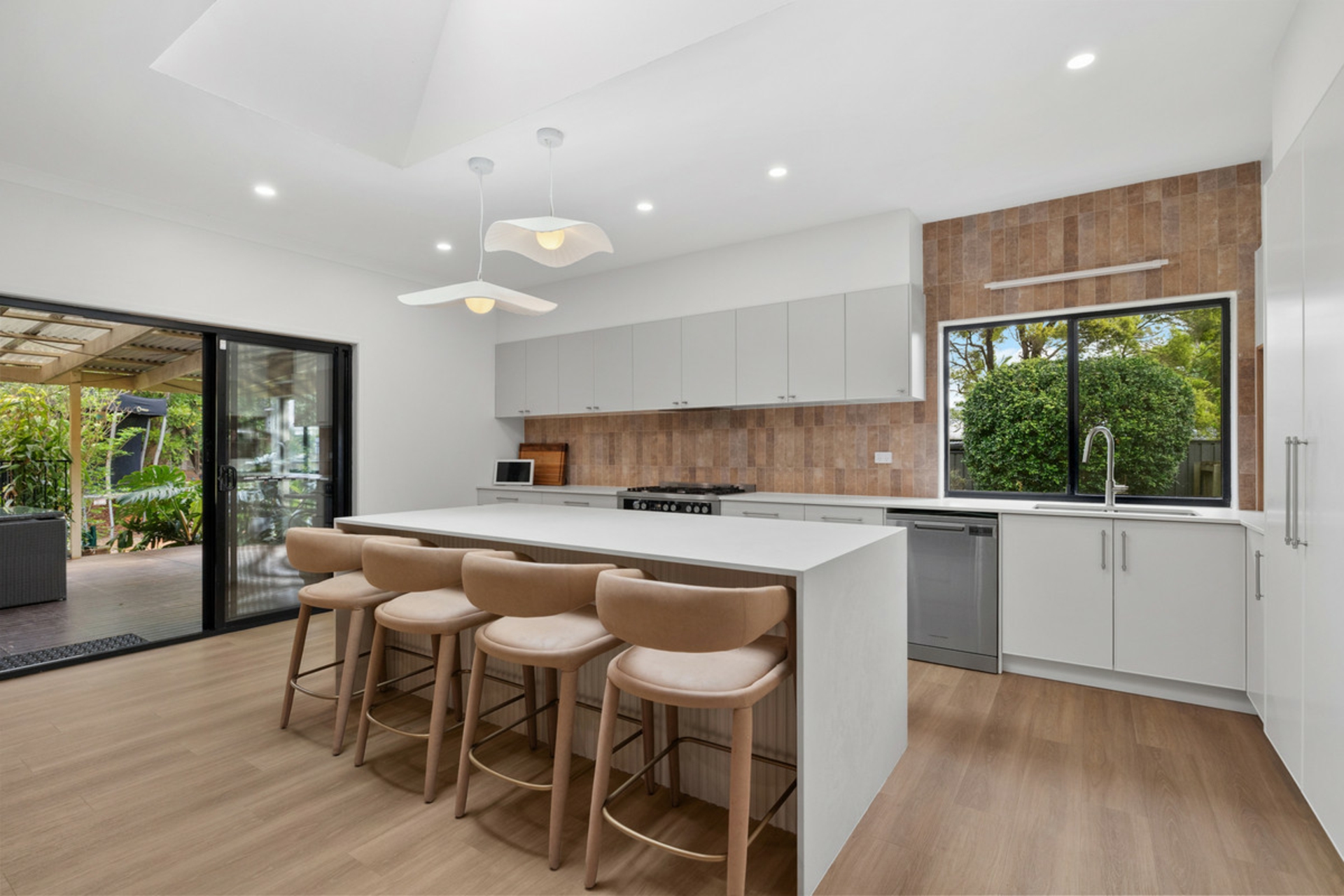 10 Clay Gully Road — photo 4 of 30