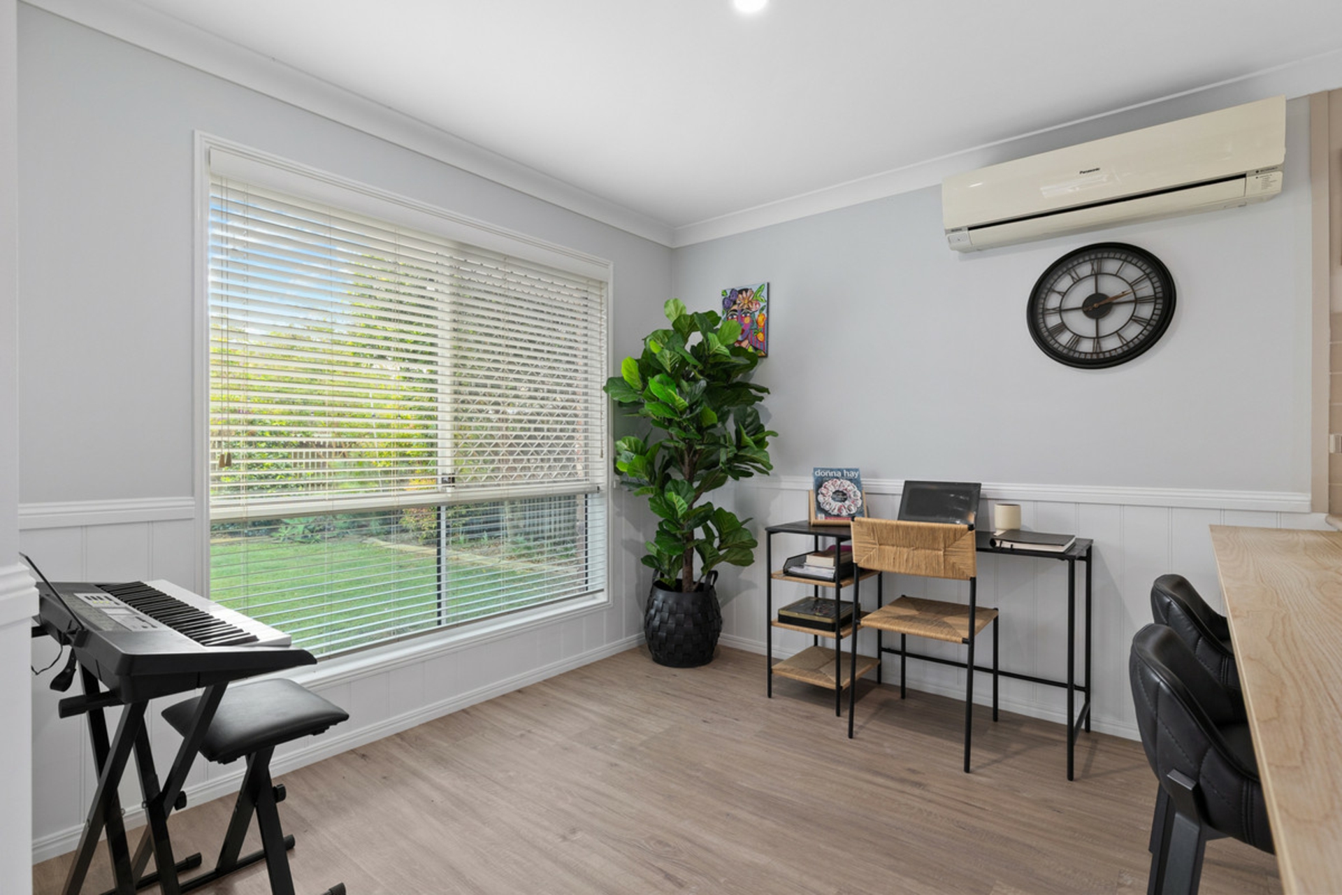 2/10 Constance Court — photo 17 of 23