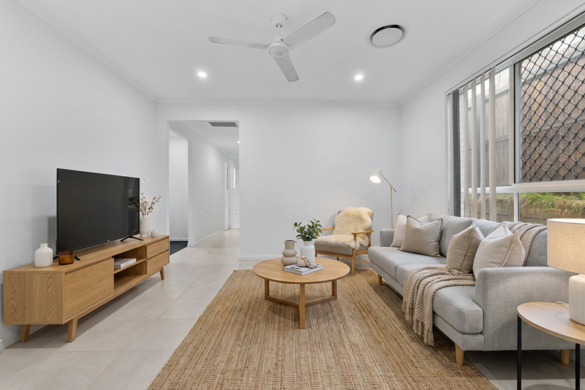 15 Laura Street — photo 5 of 11