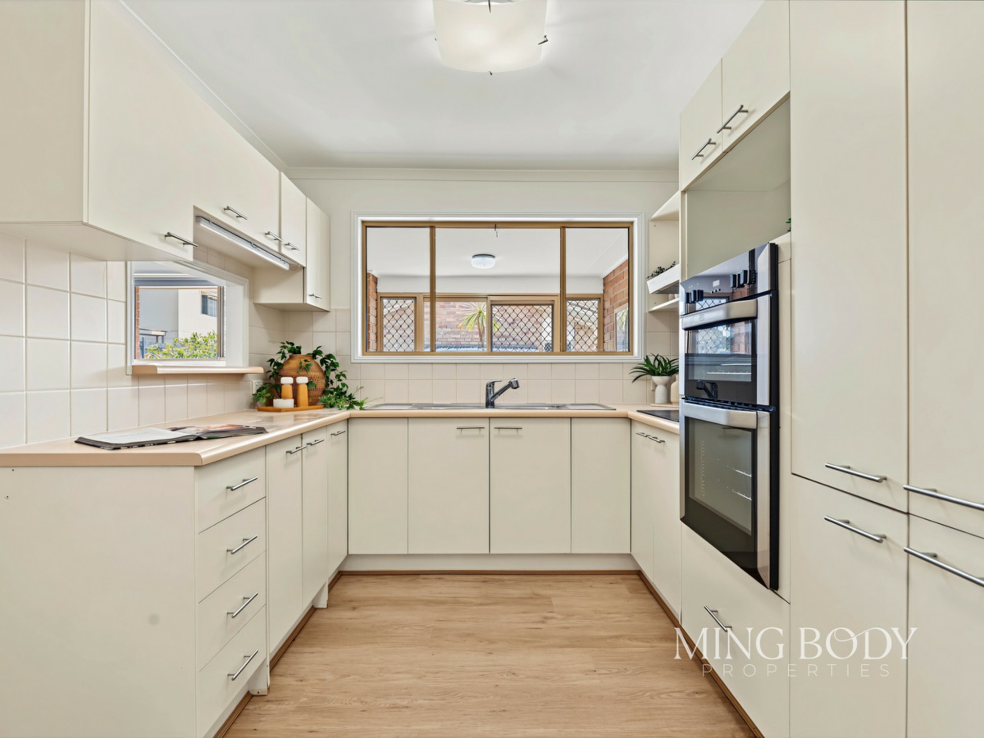 4/102 Wynyard Street — photo 16 of 28