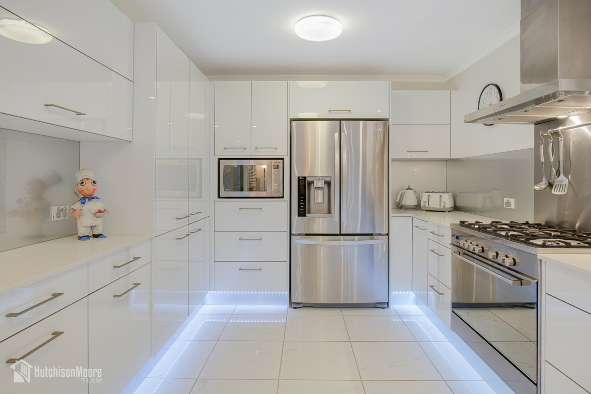 74 Sunningdale Drive — photo 10 of 30