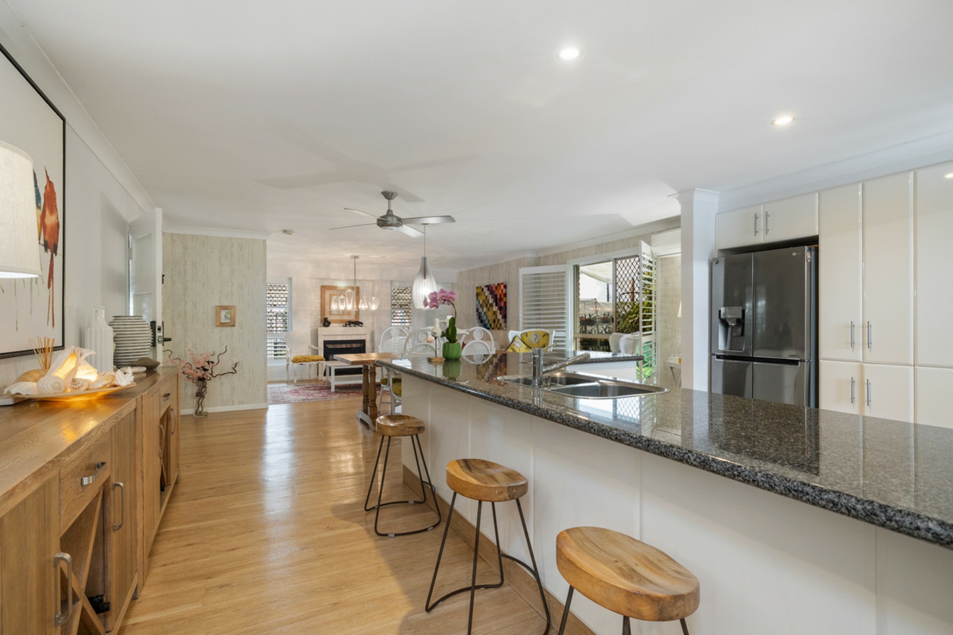 24 Wellesley Street — photo 7 of 30