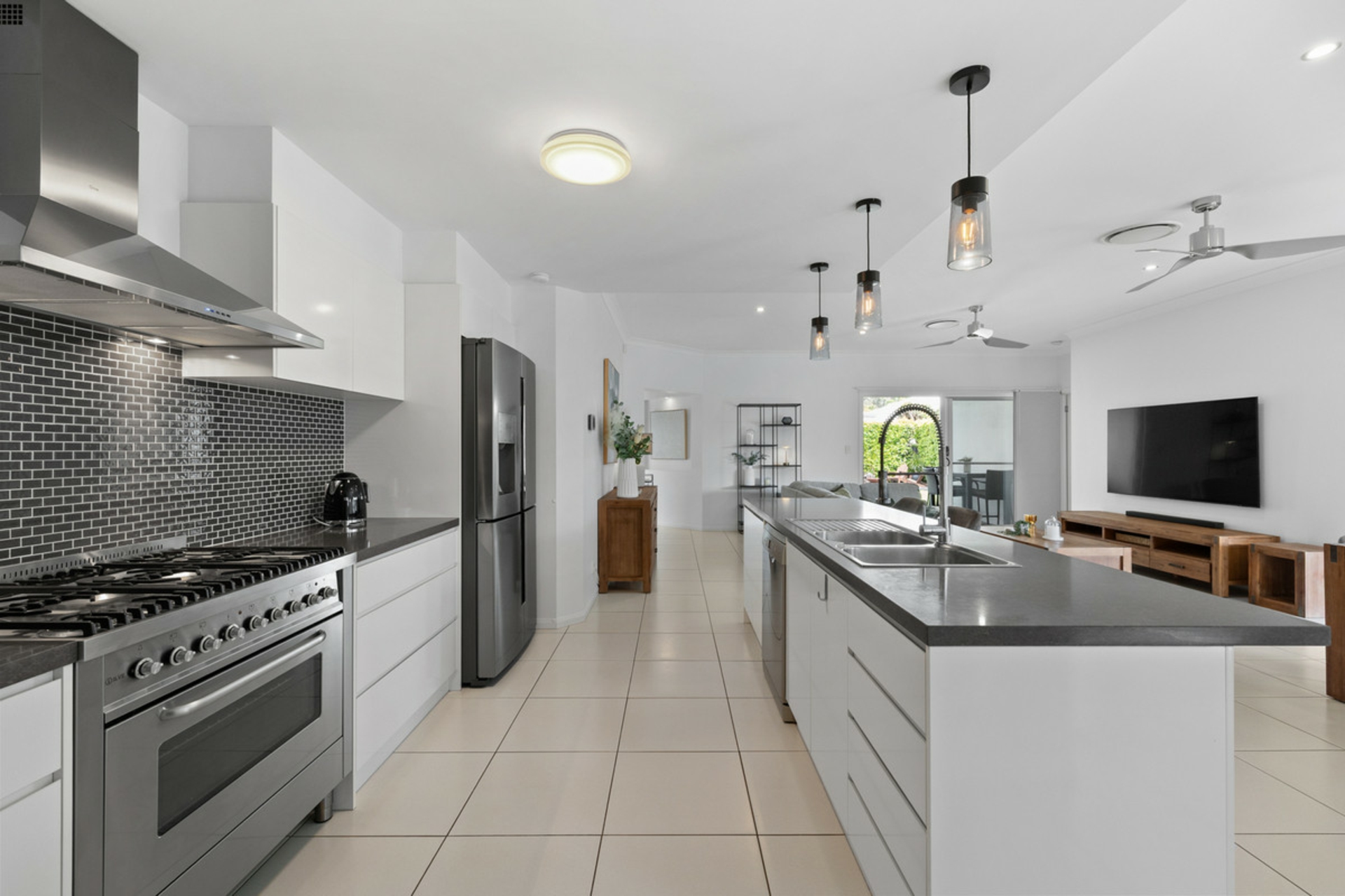 7 Rosemary Street — photo 6 of 27