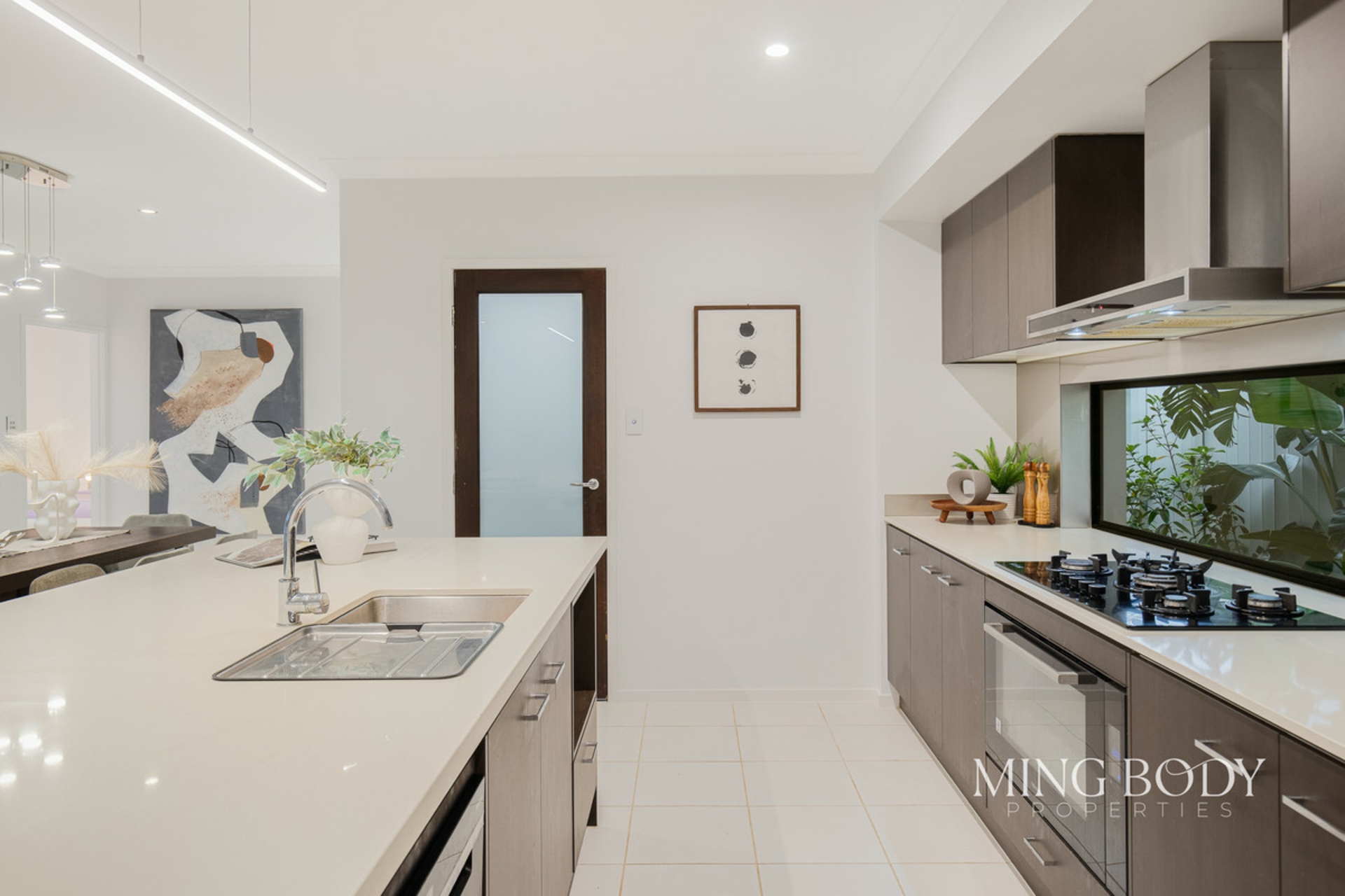 12 Nadine Crescent — photo 12 of 30