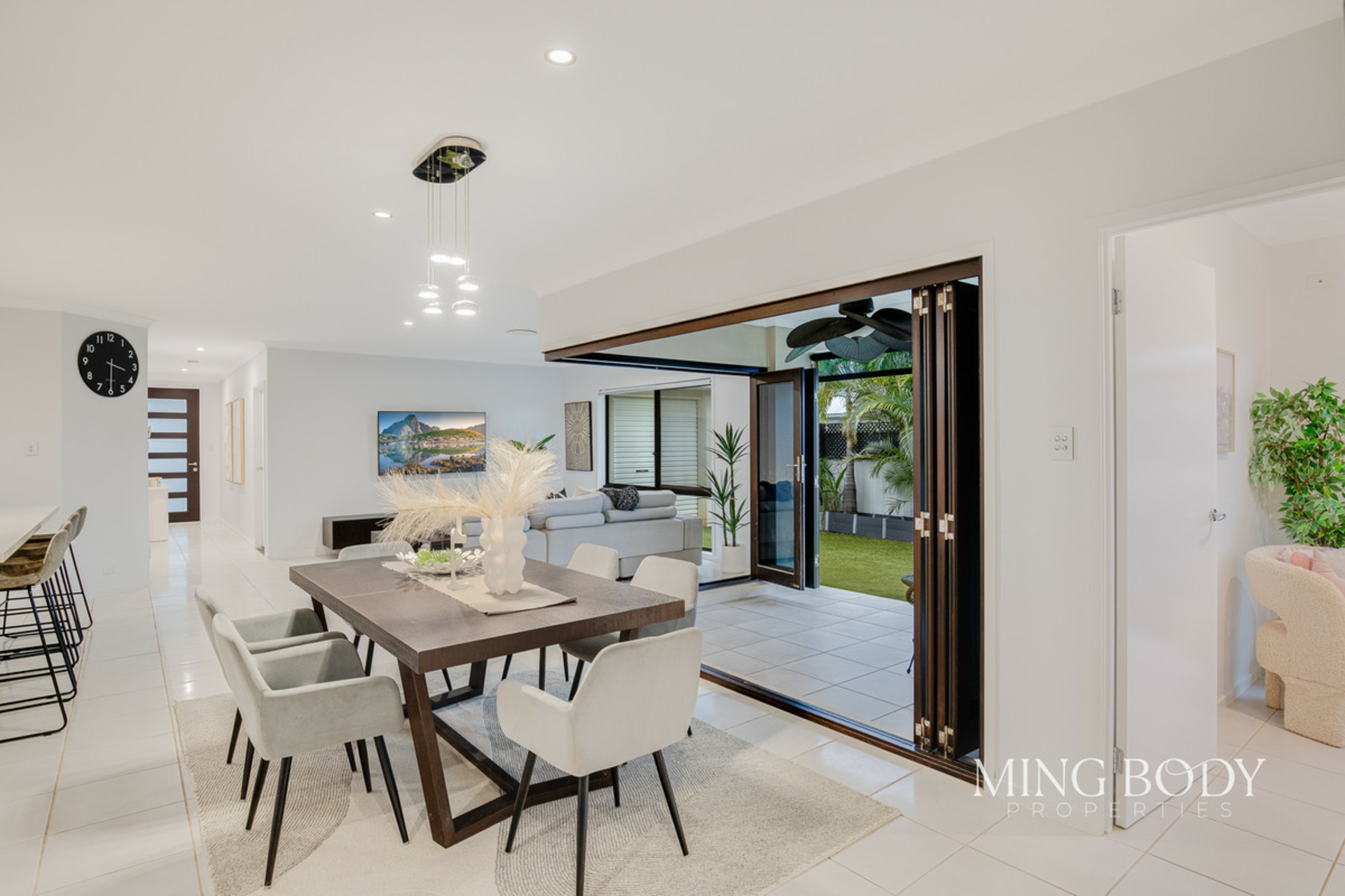 12 Nadine Crescent — photo 14 of 30