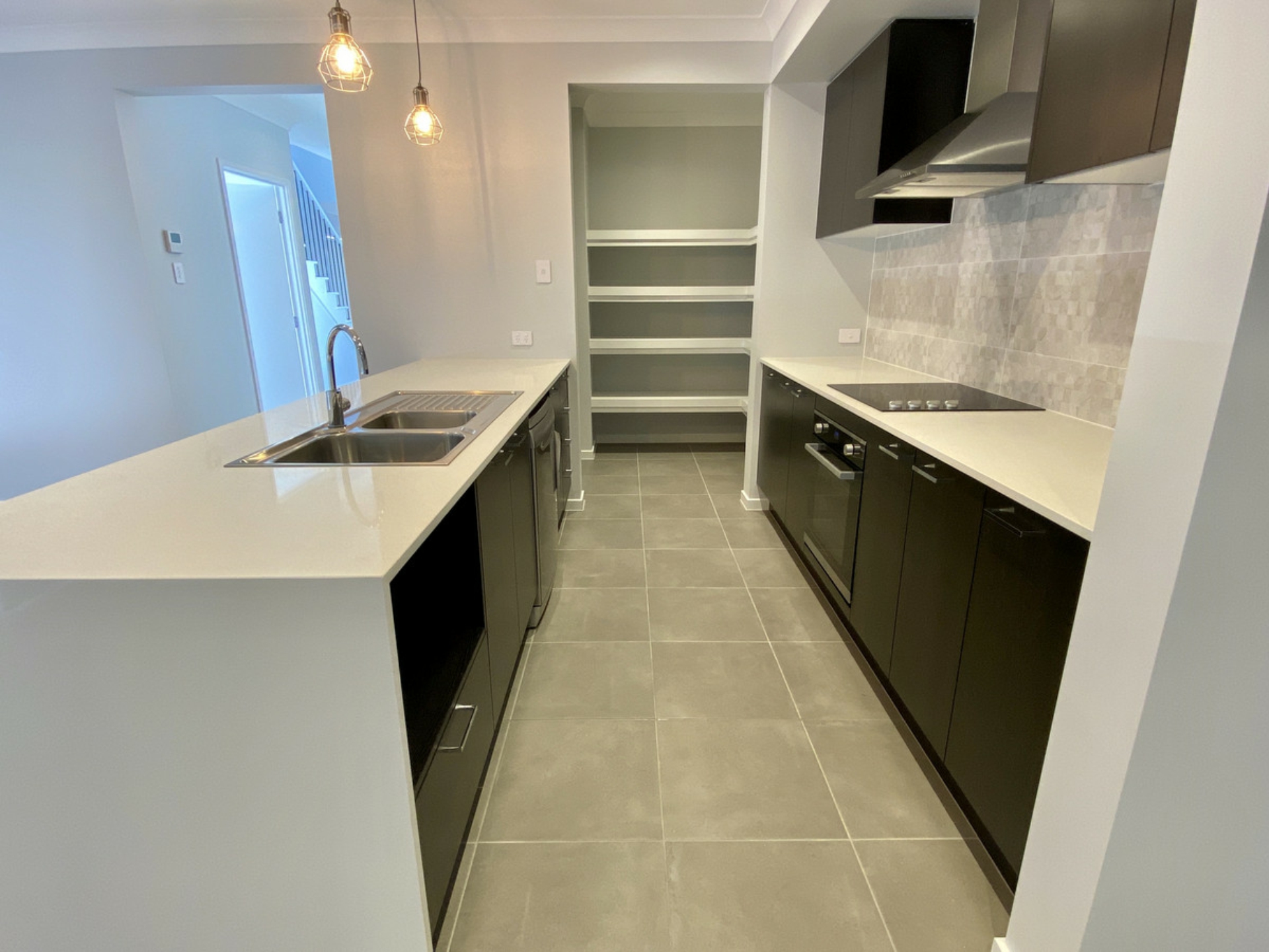 13 Calnan Crescent, CUMBALUM
