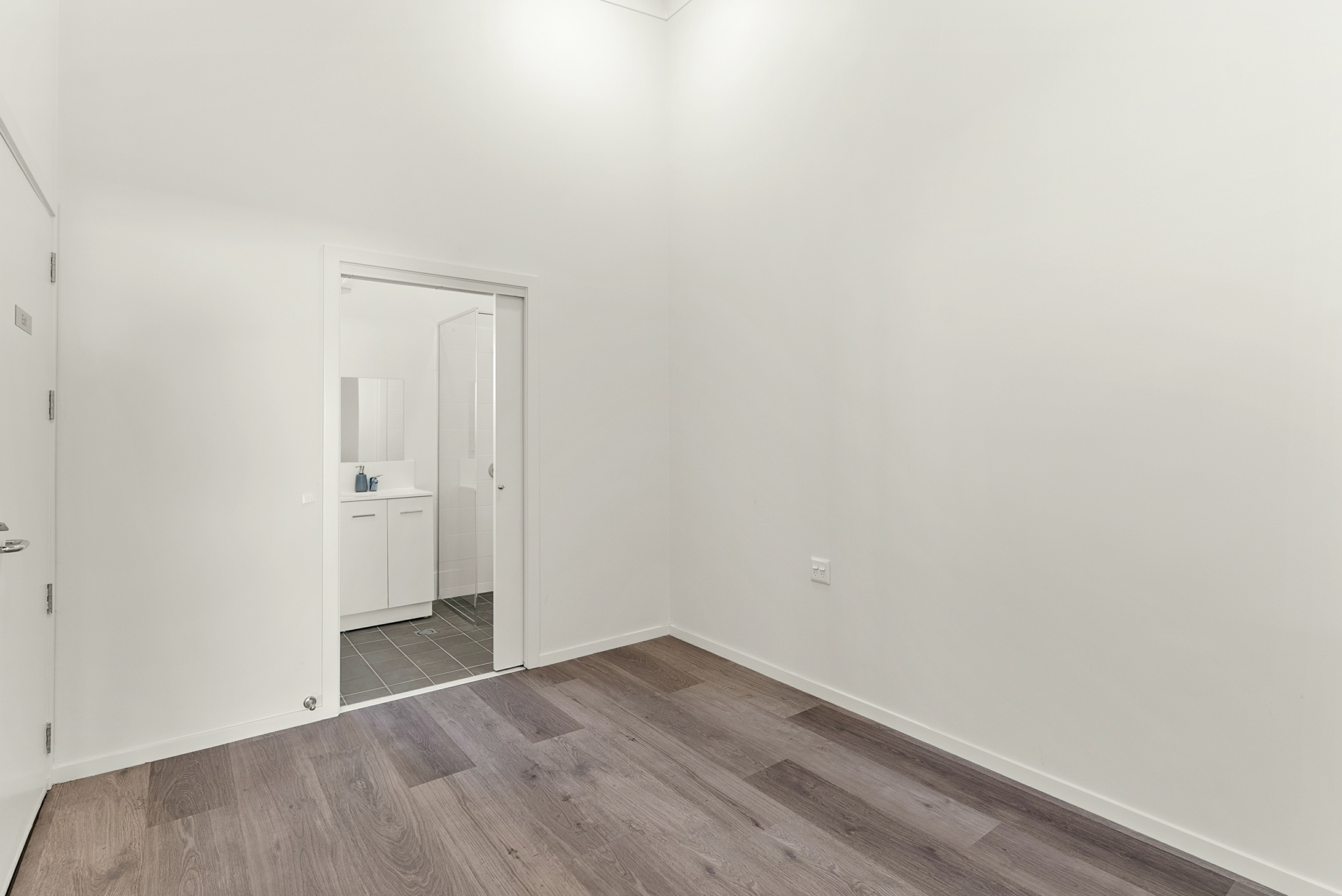 115 Swift Street — photo 12 of 30