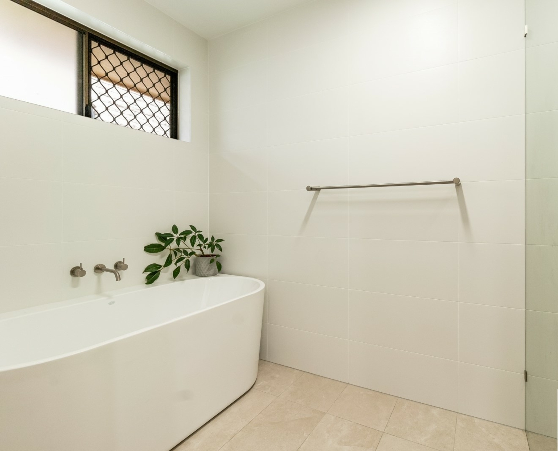 3 Myra Avenue, GOONELLABAH