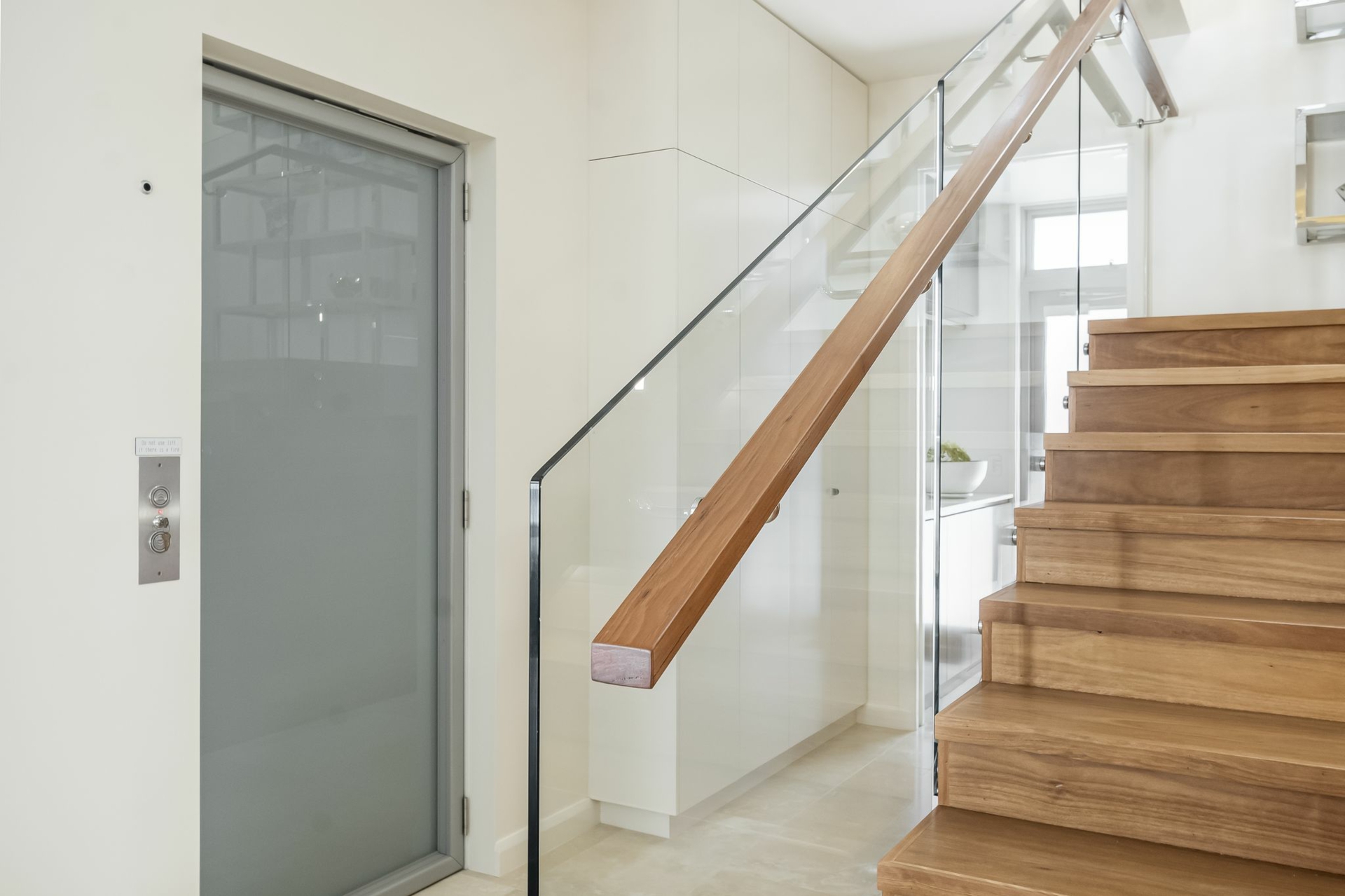 66 Dolphin Drive — photo 14 of 24