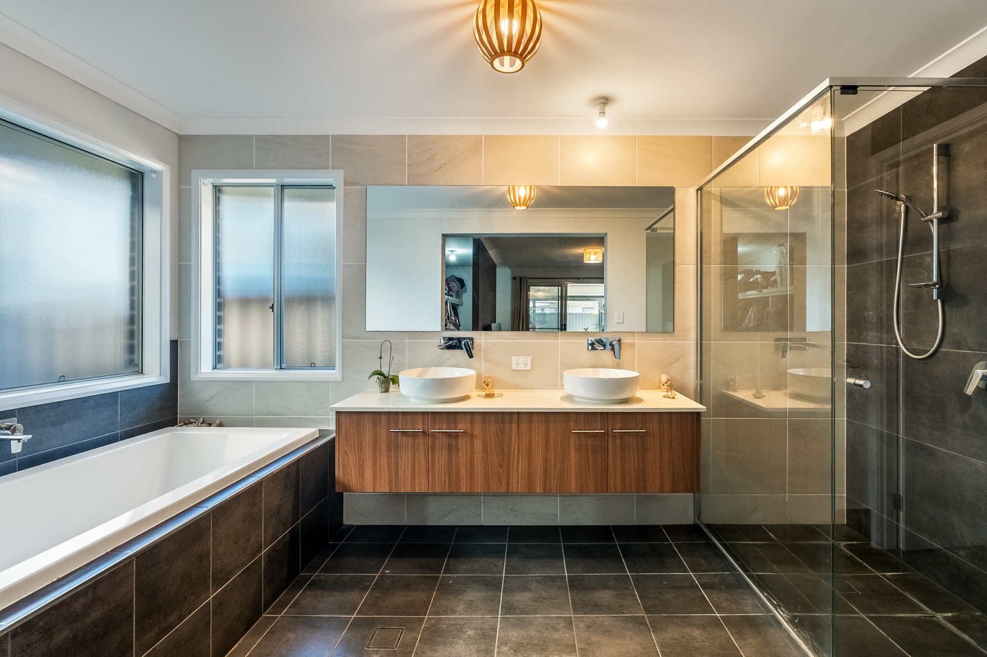 35 Leach Crescent — photo 14 of 19