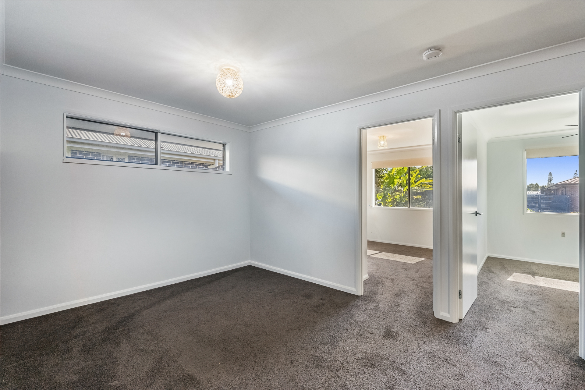 35 Leach Crescent — photo 15 of 19