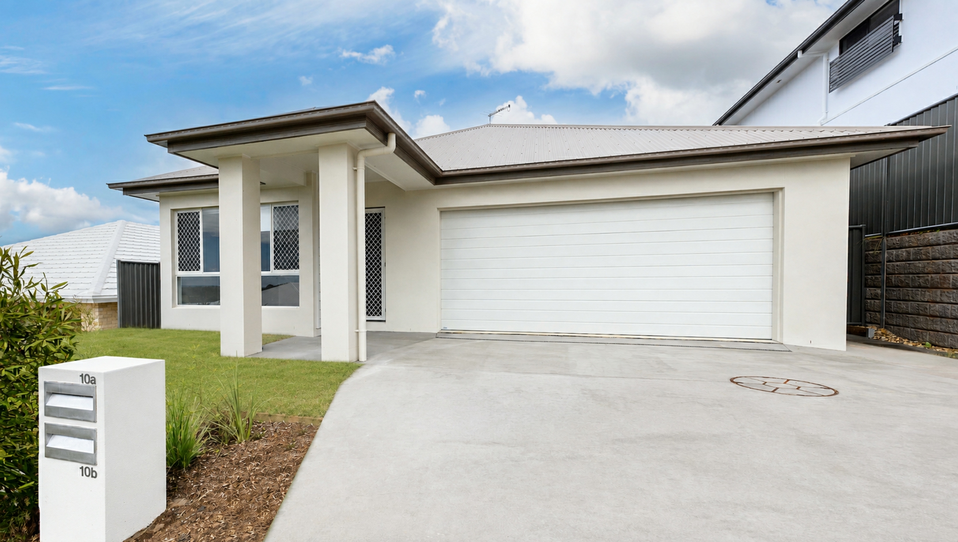 10 Pastures Street — photo 2 of 12