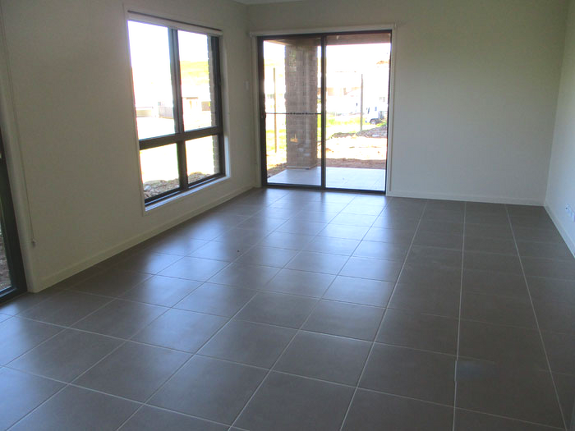 4B Calnan Crescent — photo 3 of 5