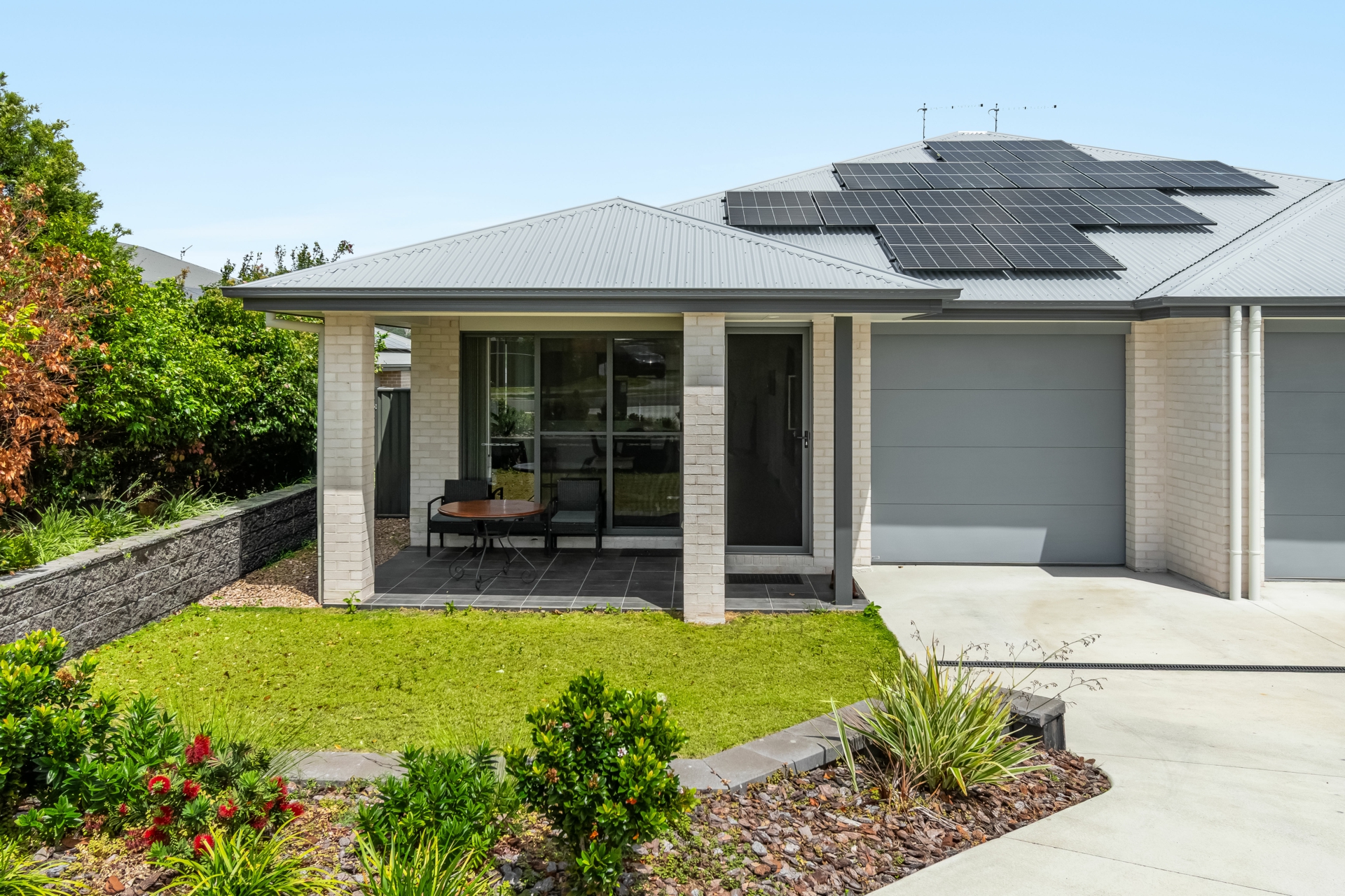1/2 Darcey Avenue — photo 2 of 8