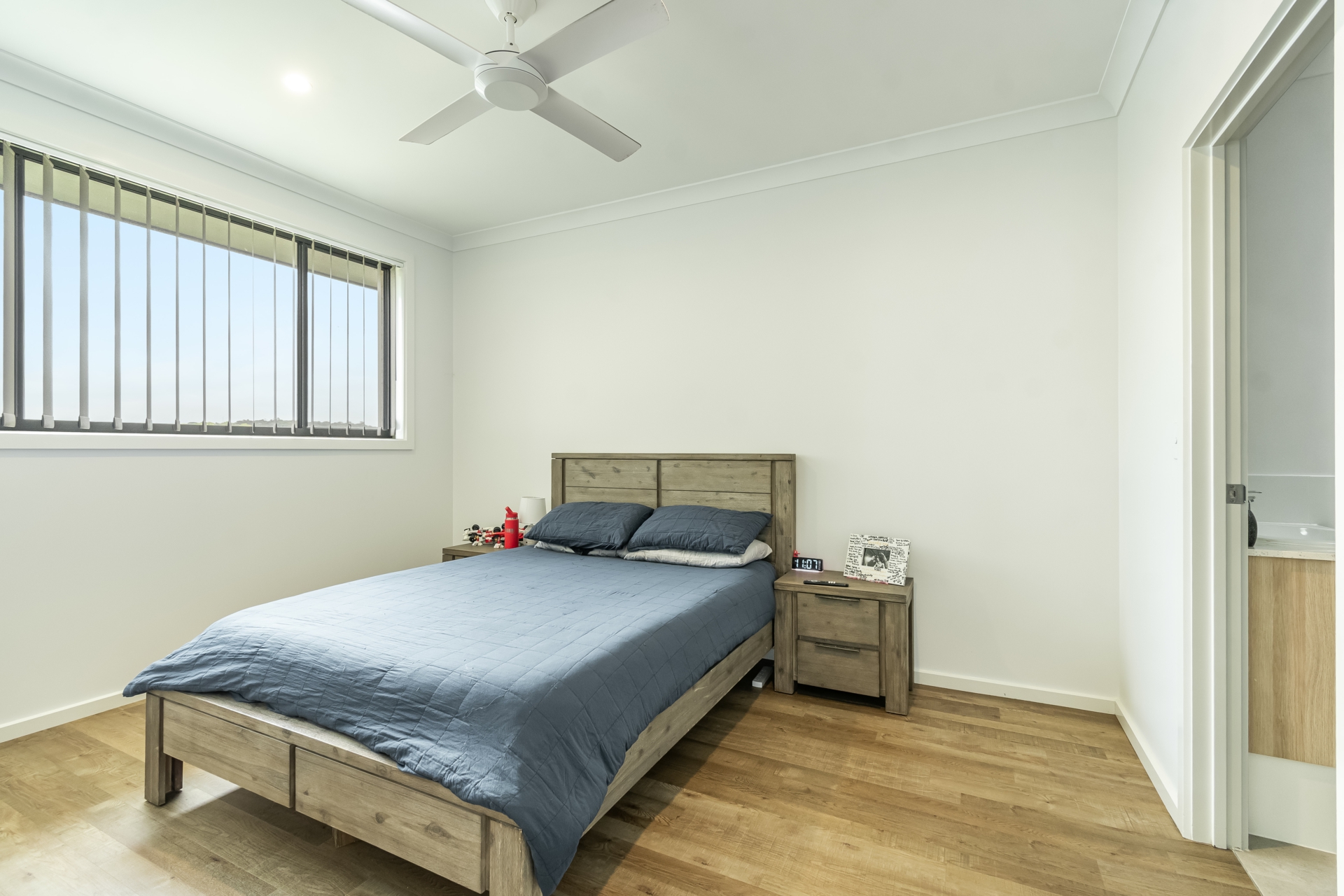 1/2 Darcey Avenue — photo 6 of 8