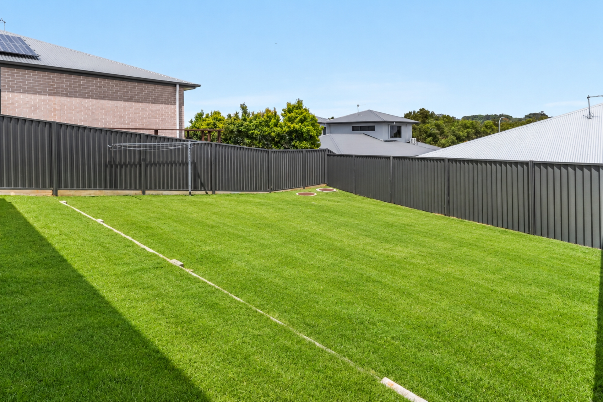 1/2 Darcey Avenue — photo 8 of 8