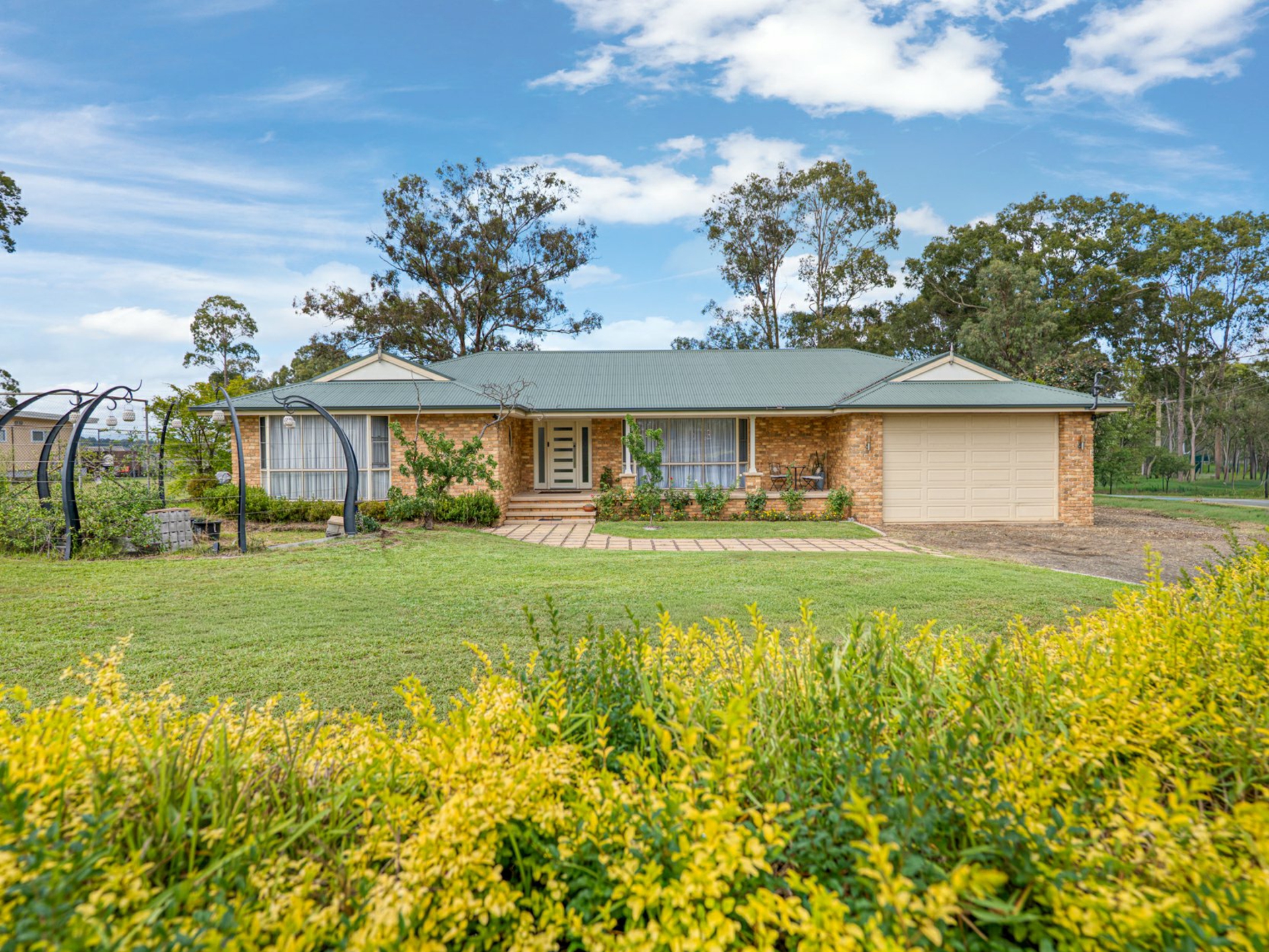 281 Mount View Road — photo from LJ Hooker Cessnock